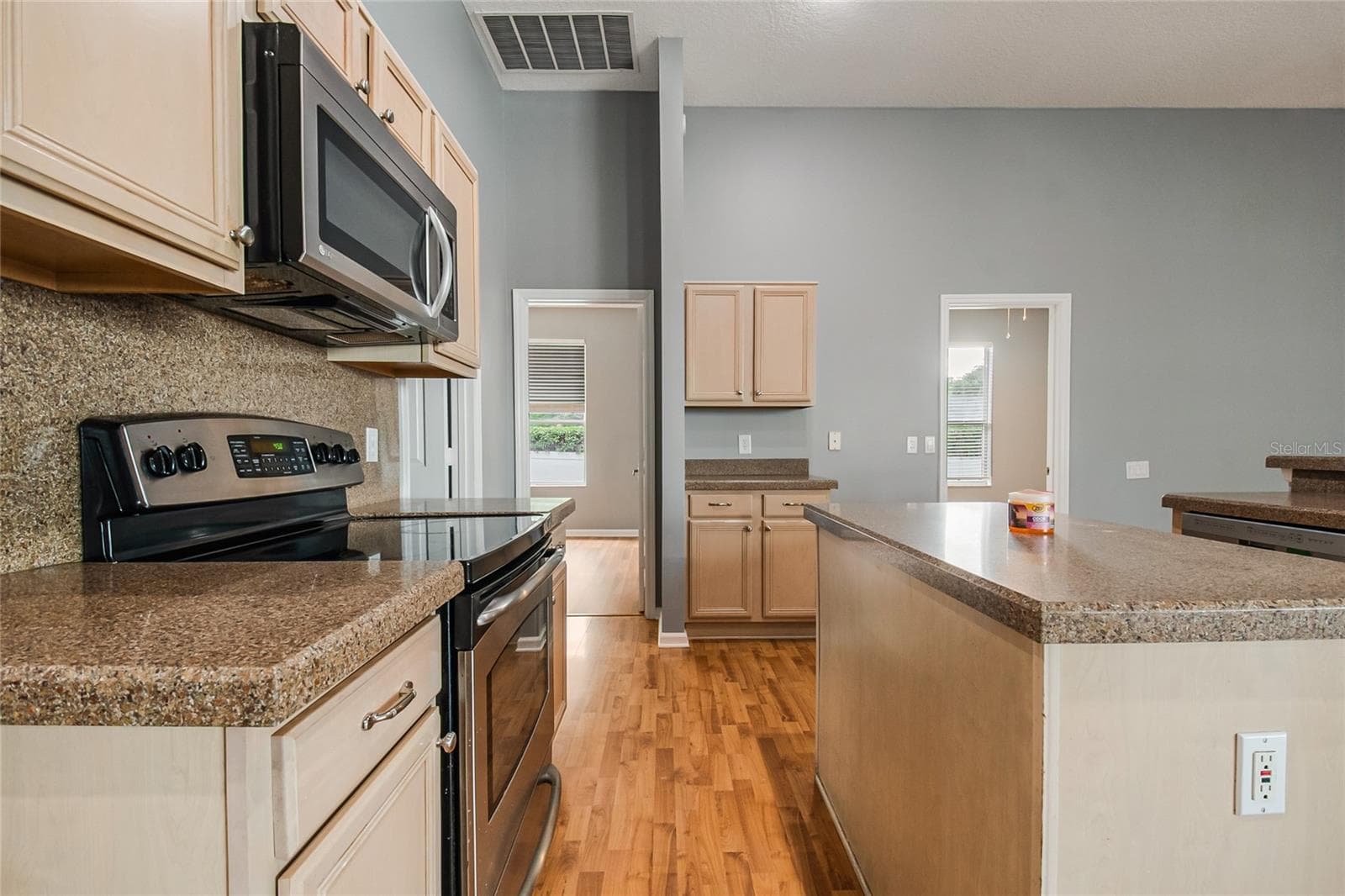 Stainless Steel Appliances - 116 OAK GROVE CIR, LAKE MARY