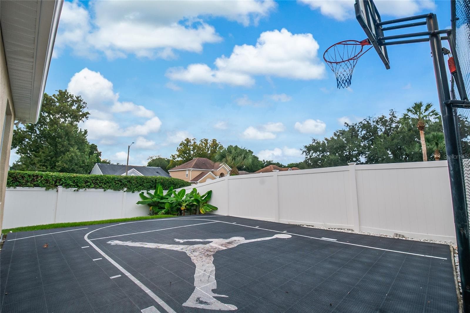 Half-Court BBall - 116 OAK GROVE CIR, LAKE MARY