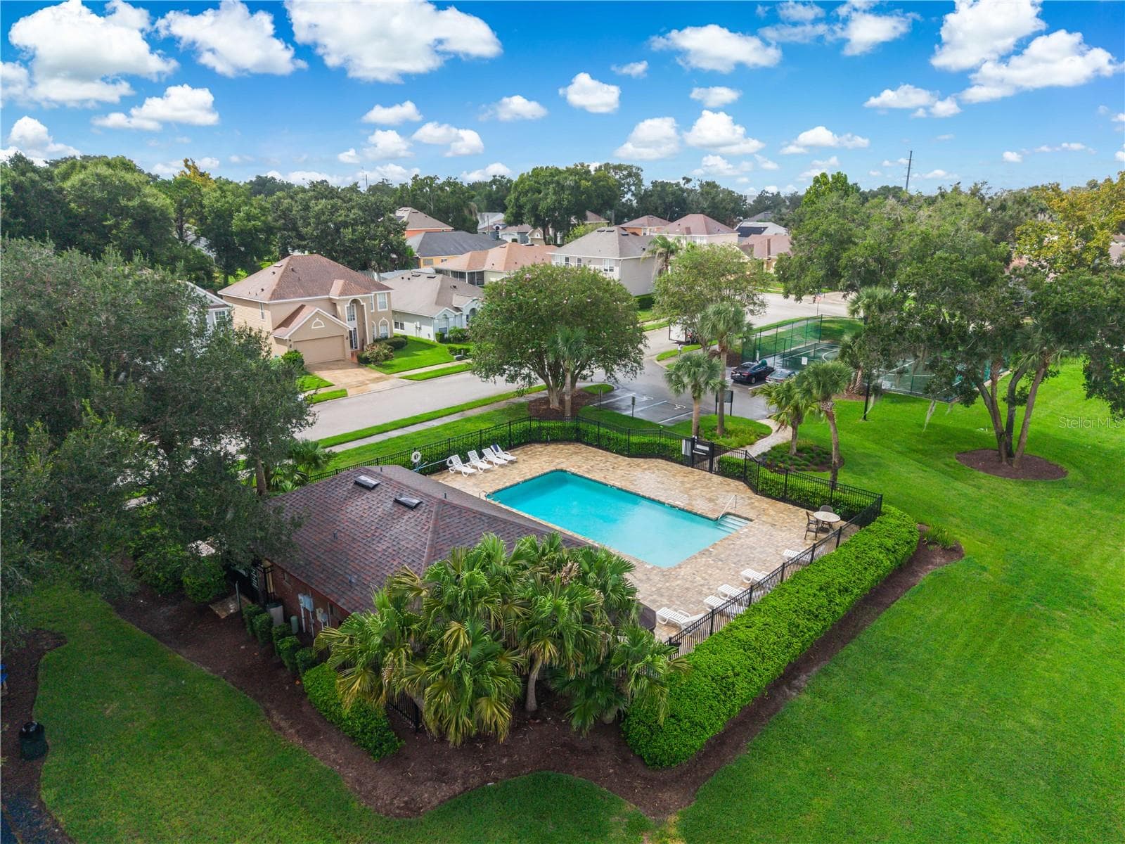 Community Amenities - 116 OAK GROVE CIR, LAKE MARY