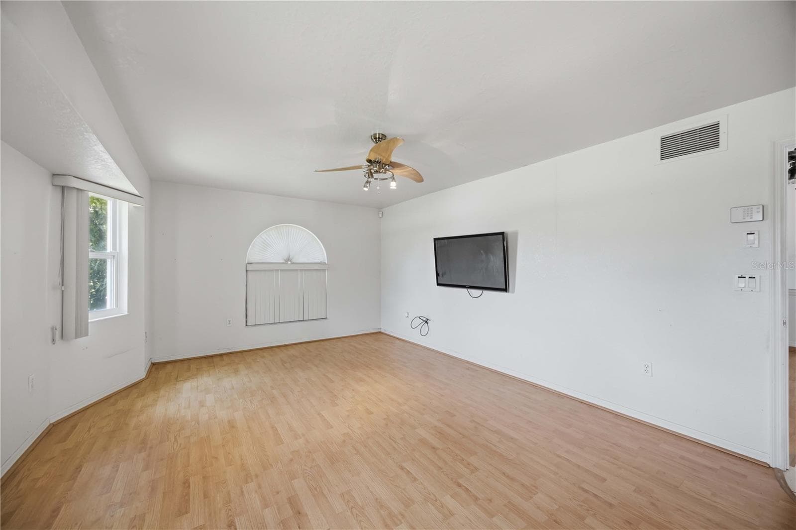 Single Family Residence at 23179 AVACADO AVE, PORT CHARLOTTE, photo 22 of 43
