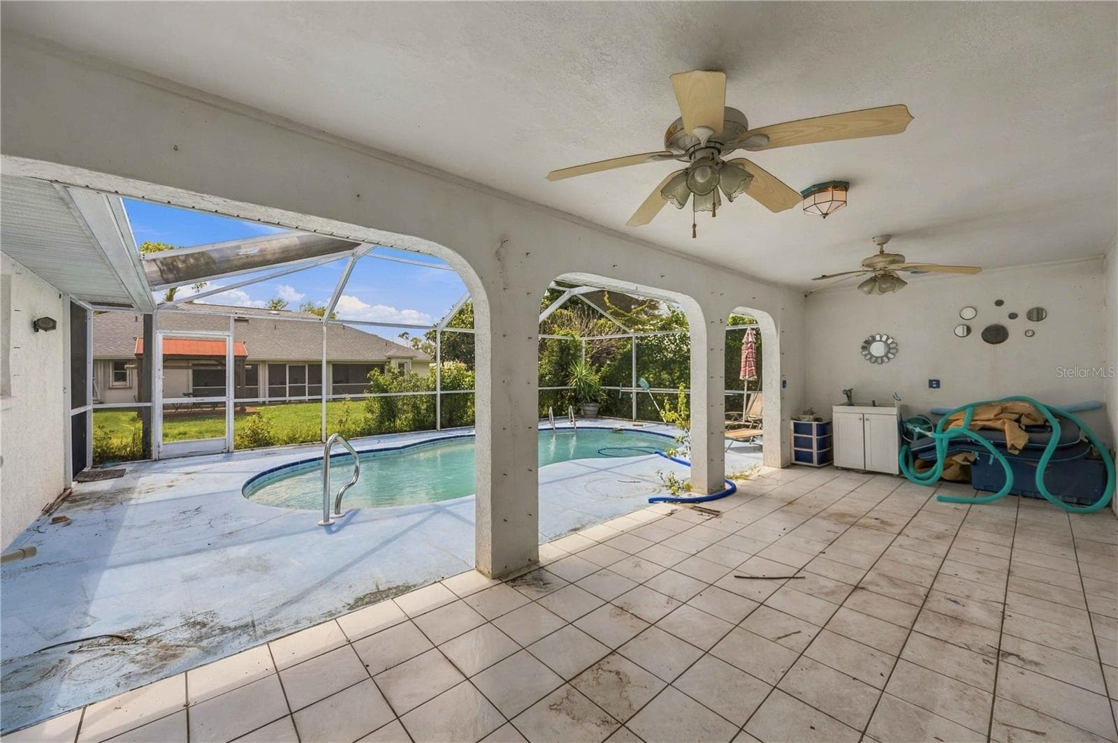 Single Family Residence at 23179 AVACADO AVE, PORT CHARLOTTE, photo 39 of 43