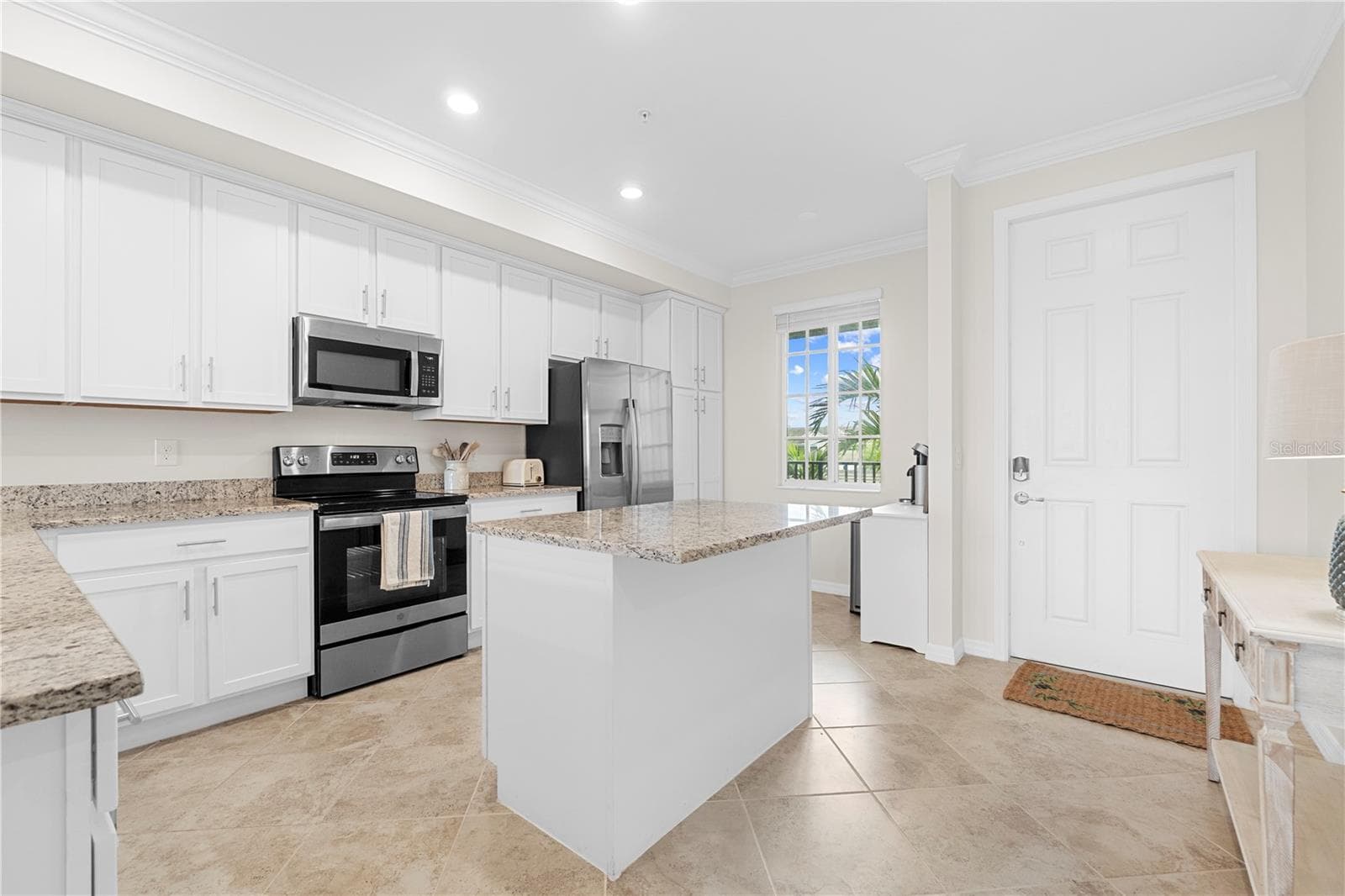 Condominium at 43030 GREENWAY BLVD #425, PUNTA GORDA, photo 10 of 52