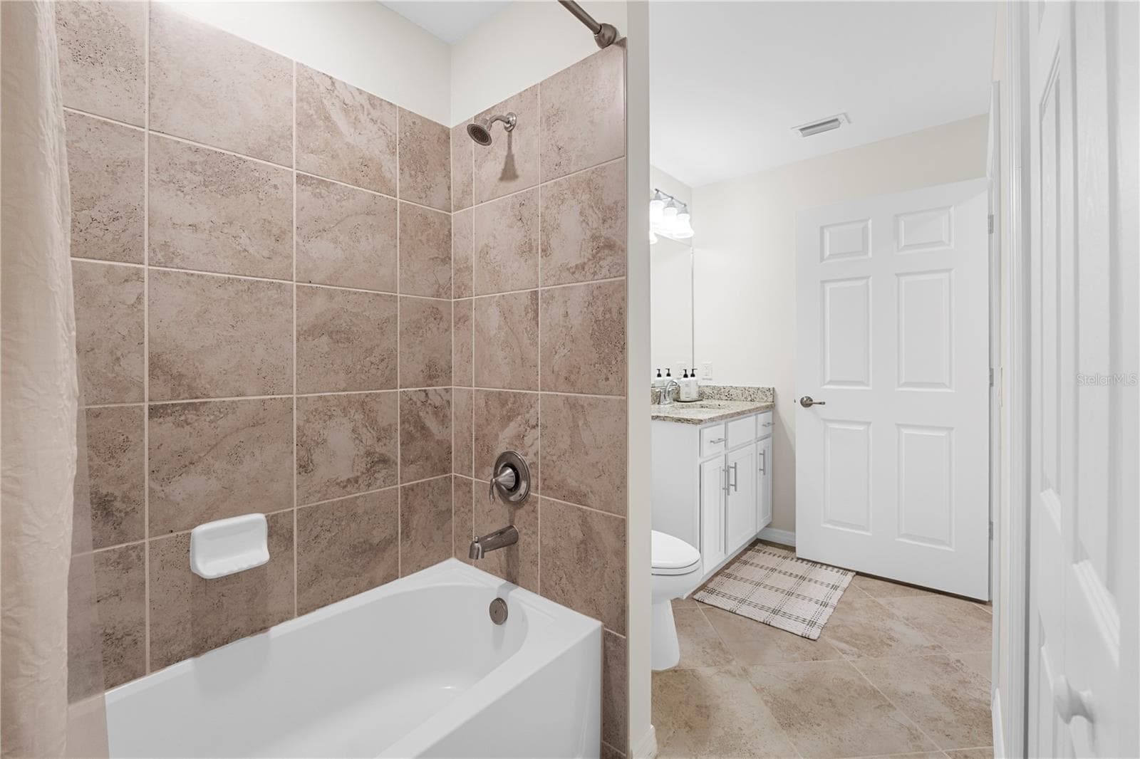 Condominium at 43030 GREENWAY BLVD #425, PUNTA GORDA, photo 19 of 52