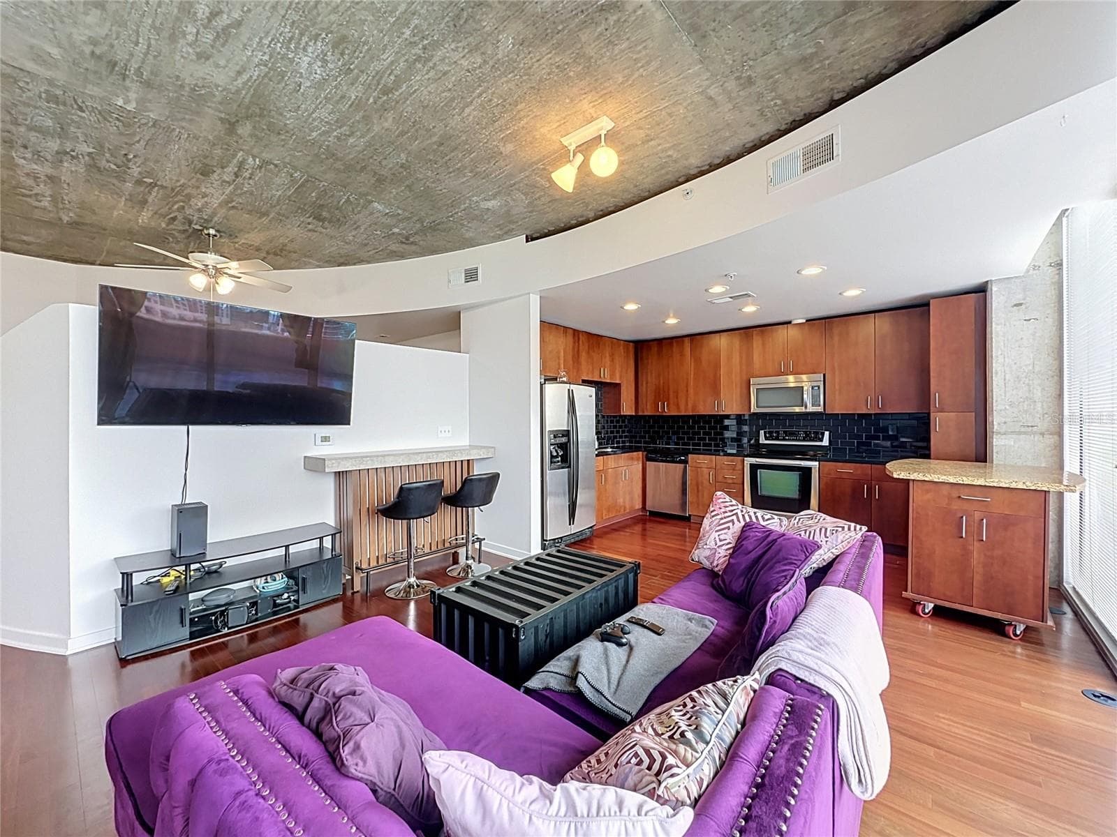 Condominium at 155 S COURT AVE #1009, ORLANDO, photo 3 of 31