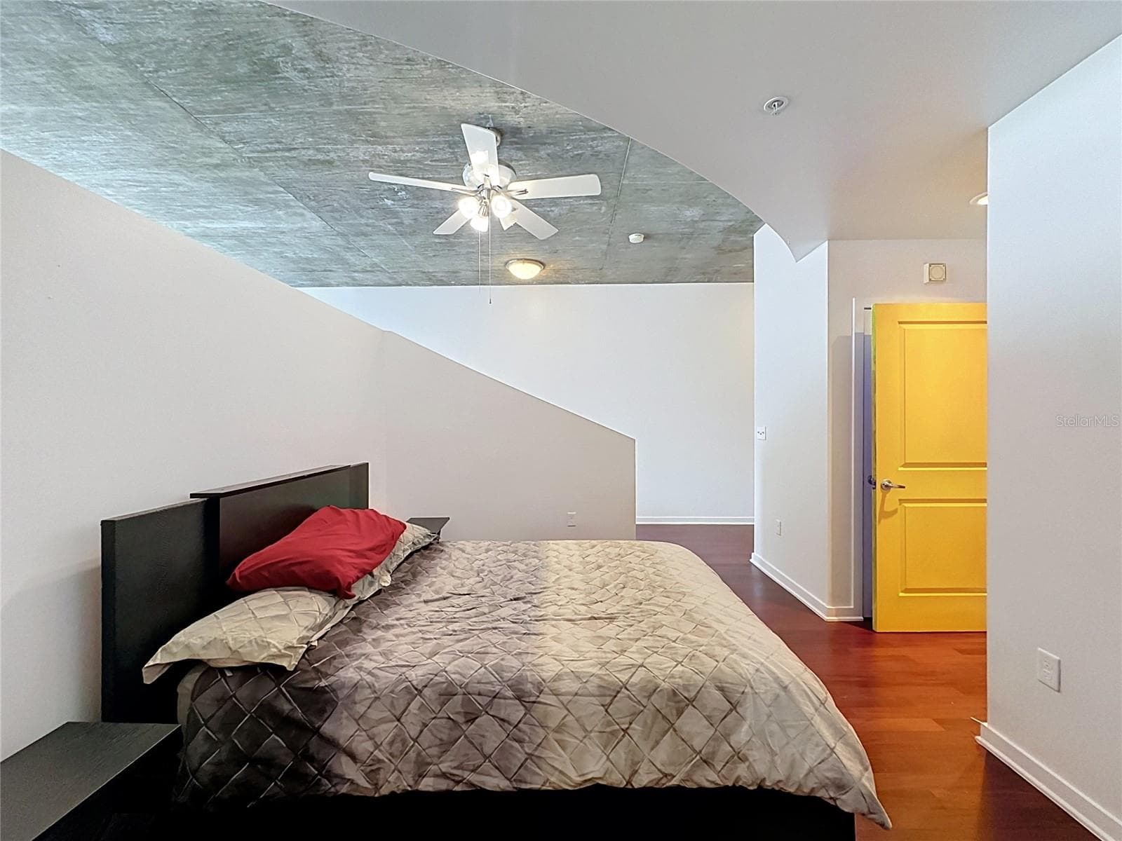 Condominium at 155 S COURT AVE #1009, ORLANDO, photo 15 of 31