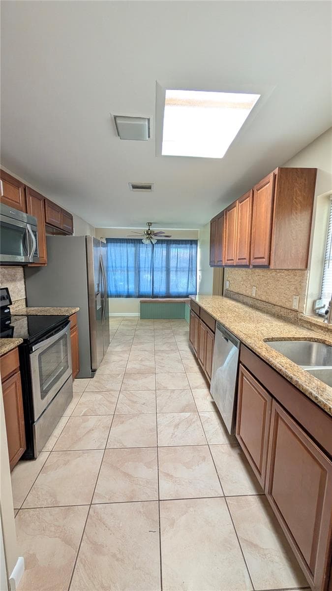 Single Family Residence at 2469 BROADVUE AVE, EUSTIS, photo 6 of 17