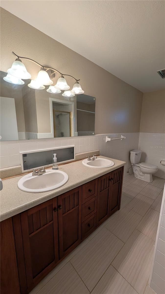Single Family Residence at 2469 BROADVUE AVE, EUSTIS, photo 11 of 17