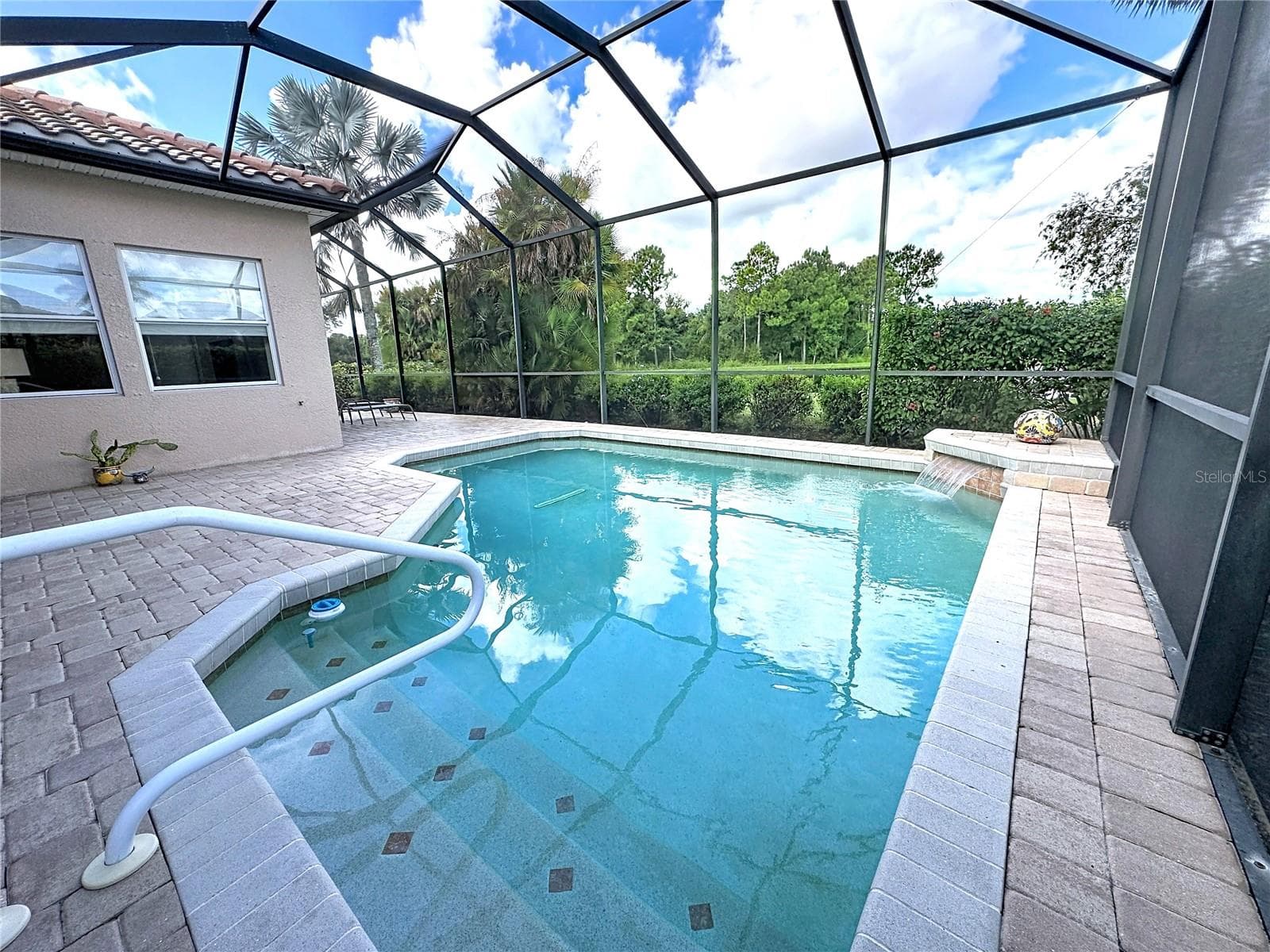 Salt, Heated Pool w/ all New filtration. - 210 166TH ST NE, BRADENTON