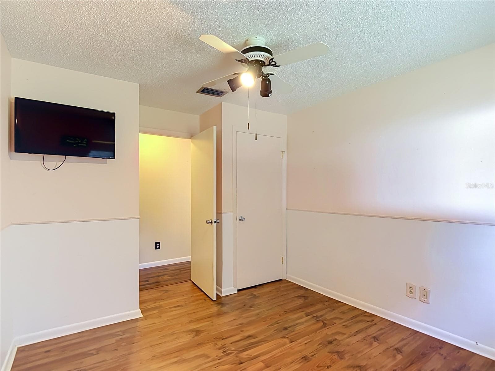 Single Family Residence at 12261 S ELM PT, FLORAL CITY, photo 22 of 62