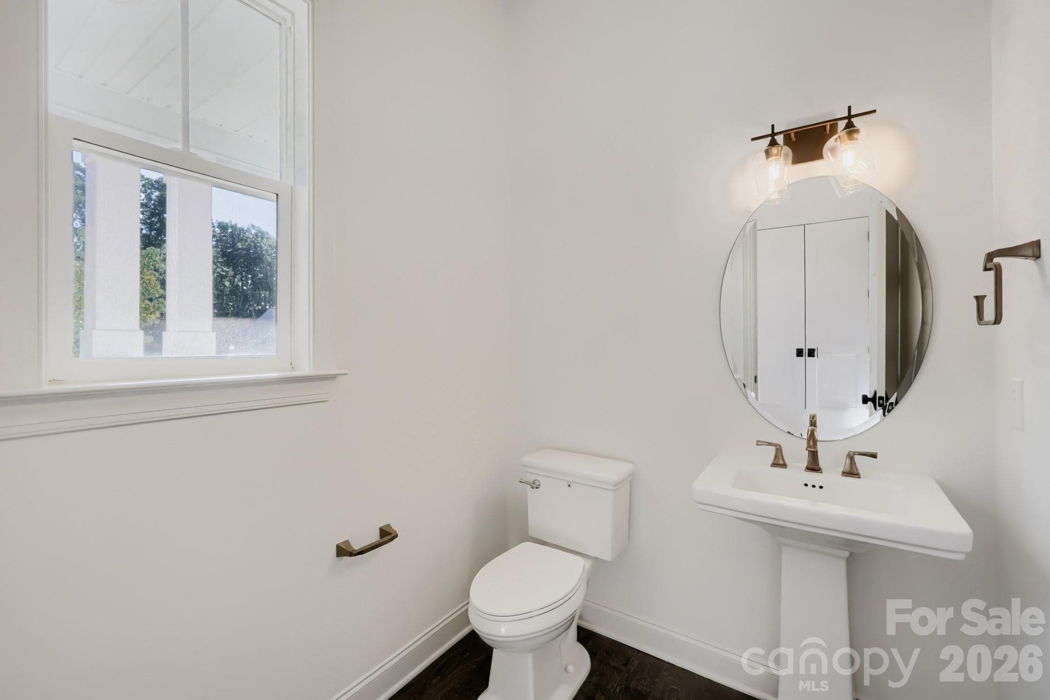 Half Bath - 3210 Timber Run Lane, Maiden