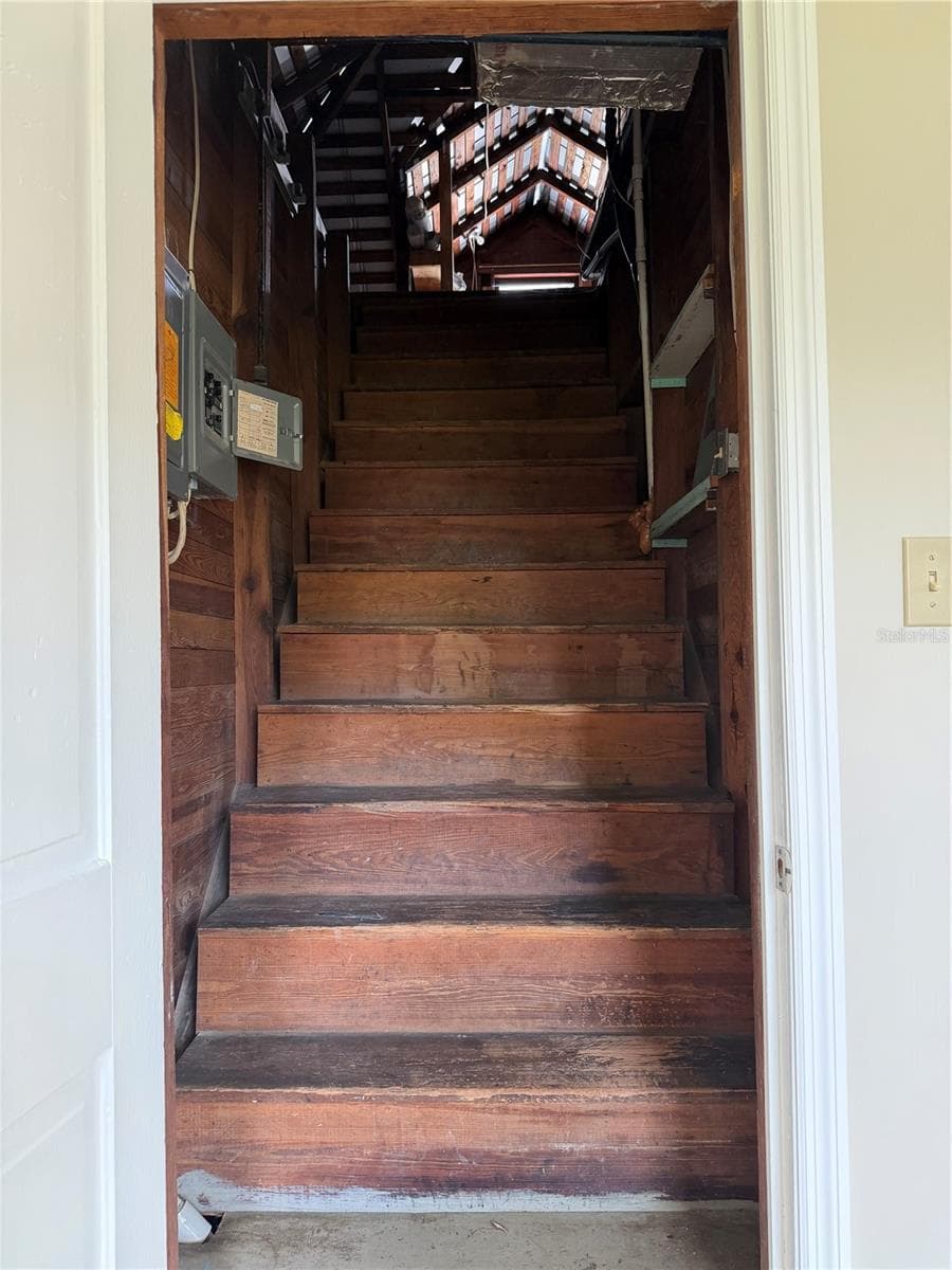 Single Family Residence at 146 N HERNANDO AVE, ARCADIA, photo 12 of 33