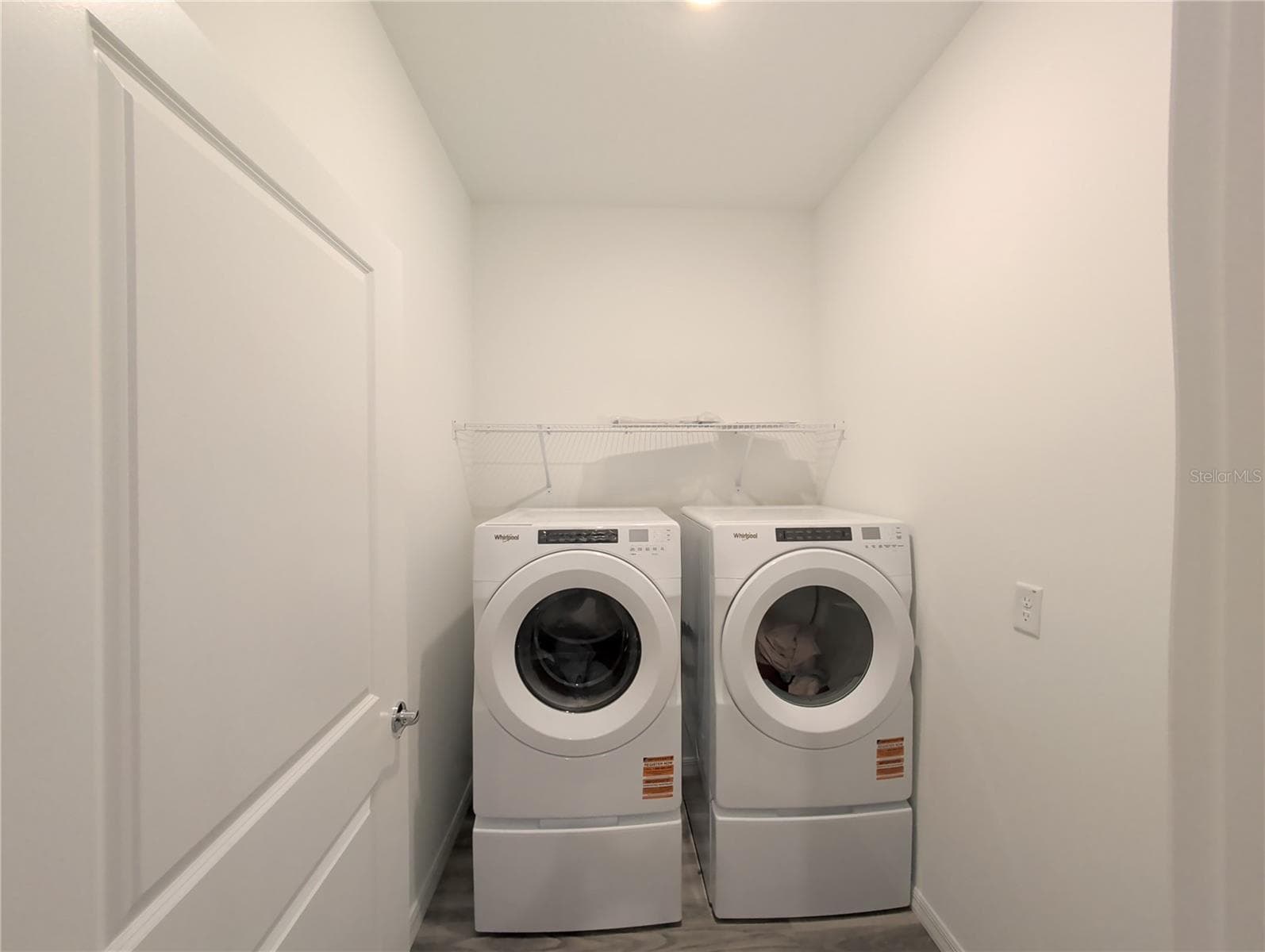 Laundry - 4057 WESTWOOD FIELDS LOOP, PLANT CITY