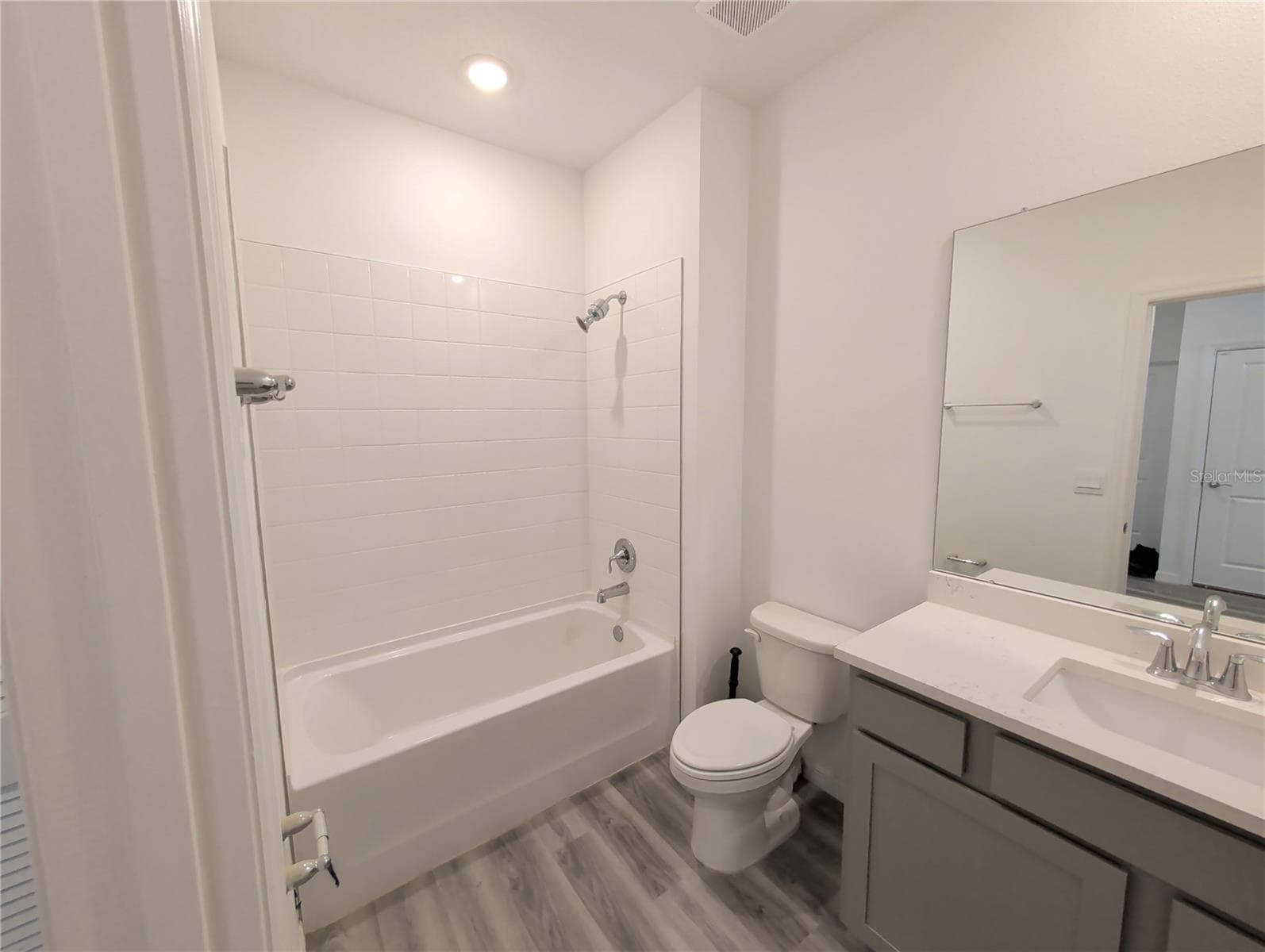 2nd Bathroom - 4057 WESTWOOD FIELDS LOOP, PLANT CITY