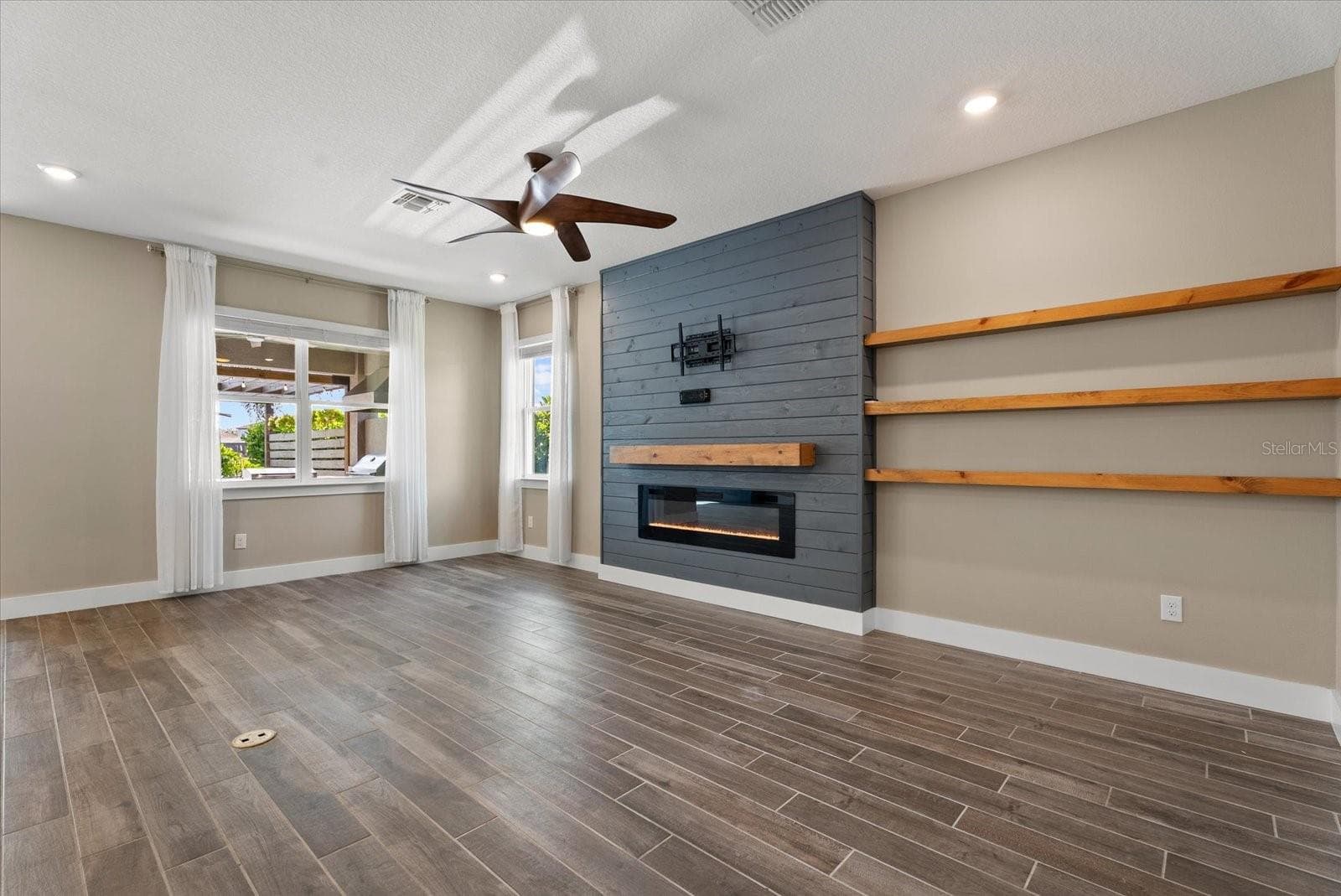 Living room - 3536 BIG SKY WAY, BRADENTON