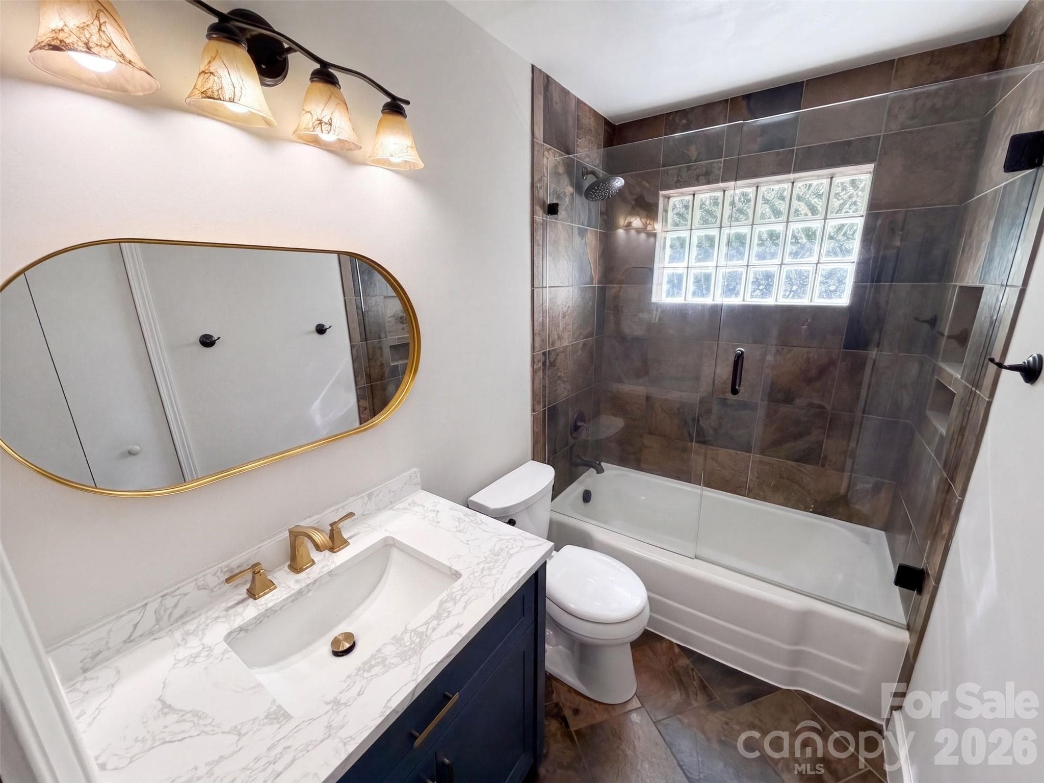 Single Family Residence at 1527 Burnley Road, Charlotte, photo 5 of 28