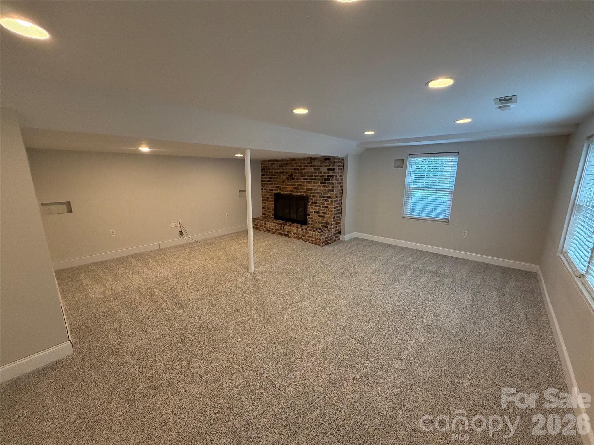 Single Family Residence at 1527 Burnley Road, Charlotte, photo 13 of 28