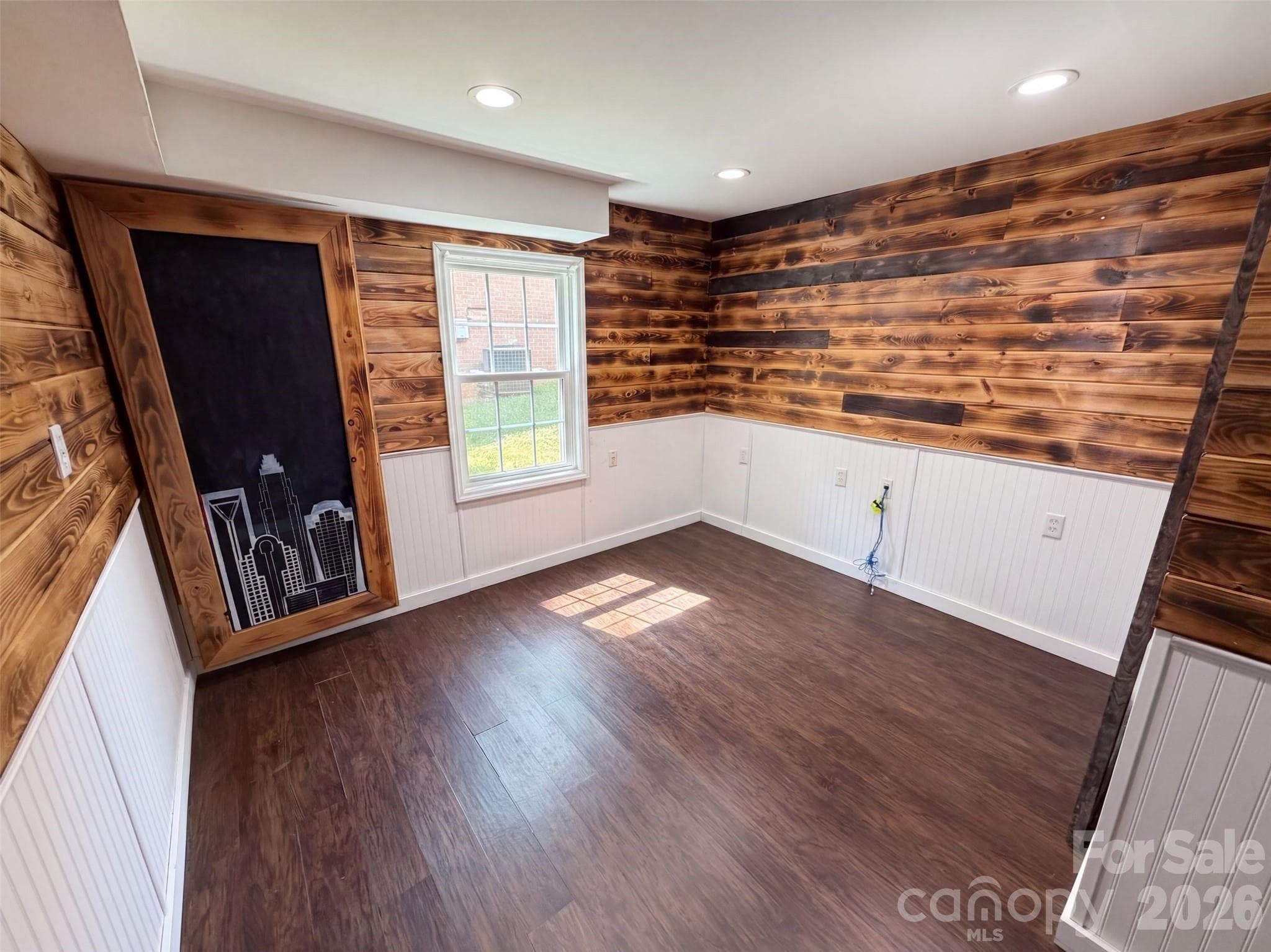 Single Family Residence at 1527 Burnley Road, Charlotte, photo 15 of 28