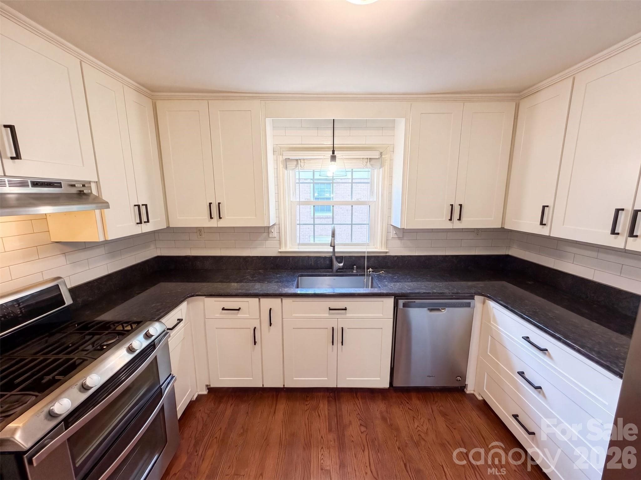 Single Family Residence at 1527 Burnley Road, Charlotte, photo 20 of 28