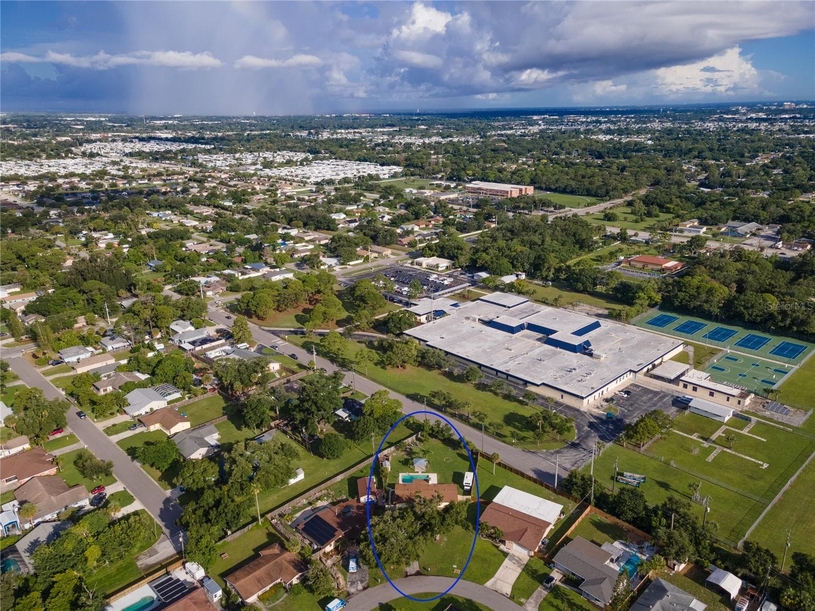 Single Family Residence at 1126 CARMELLA CIR, SARASOTA, photo 32 of 35