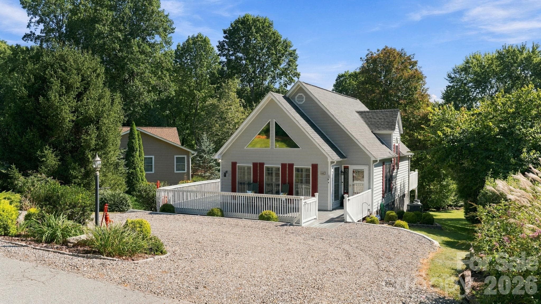 Single Family Residence at 65 Airish Lane, Waynesville, photo 3 of 47