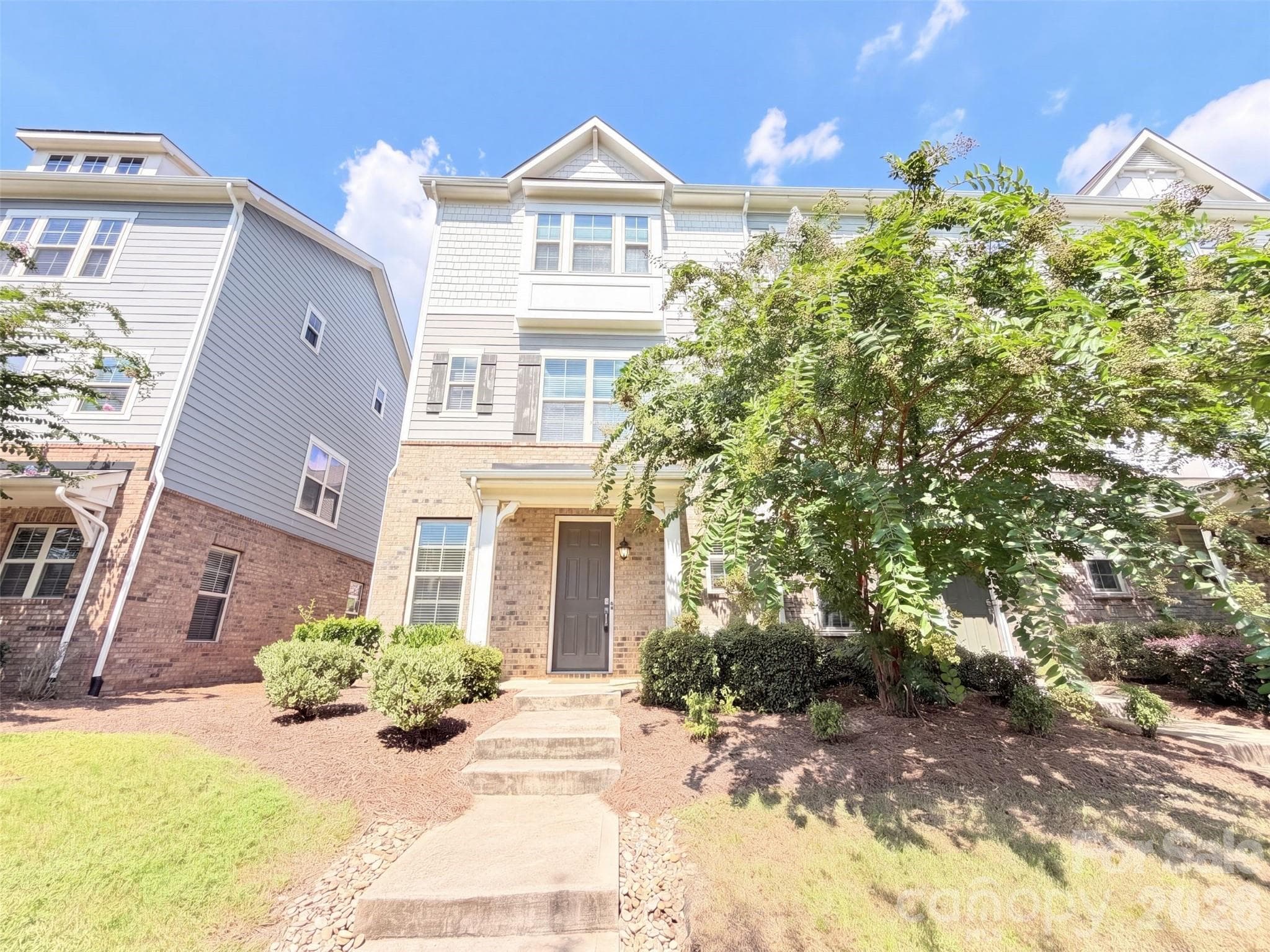 9431 Ainslie Downs Street