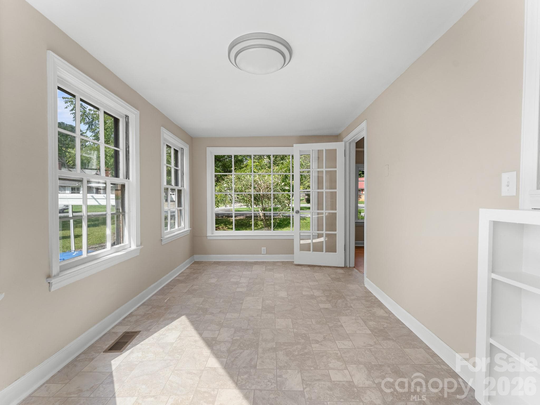 Single Family Residence at 106 Green Acres Avenue, Brevard, photo 16 of 34