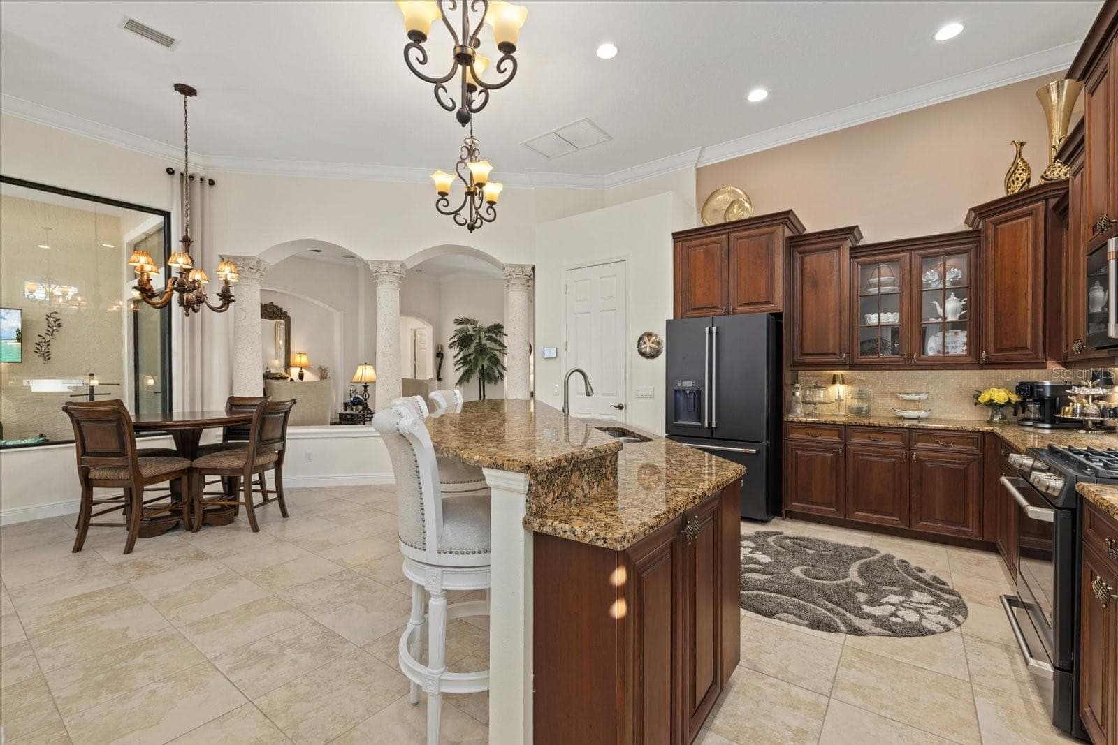 Single Family Residence at 7651 PORTSTEWART DR, LAKEWOOD RANCH, photo 5 of 53