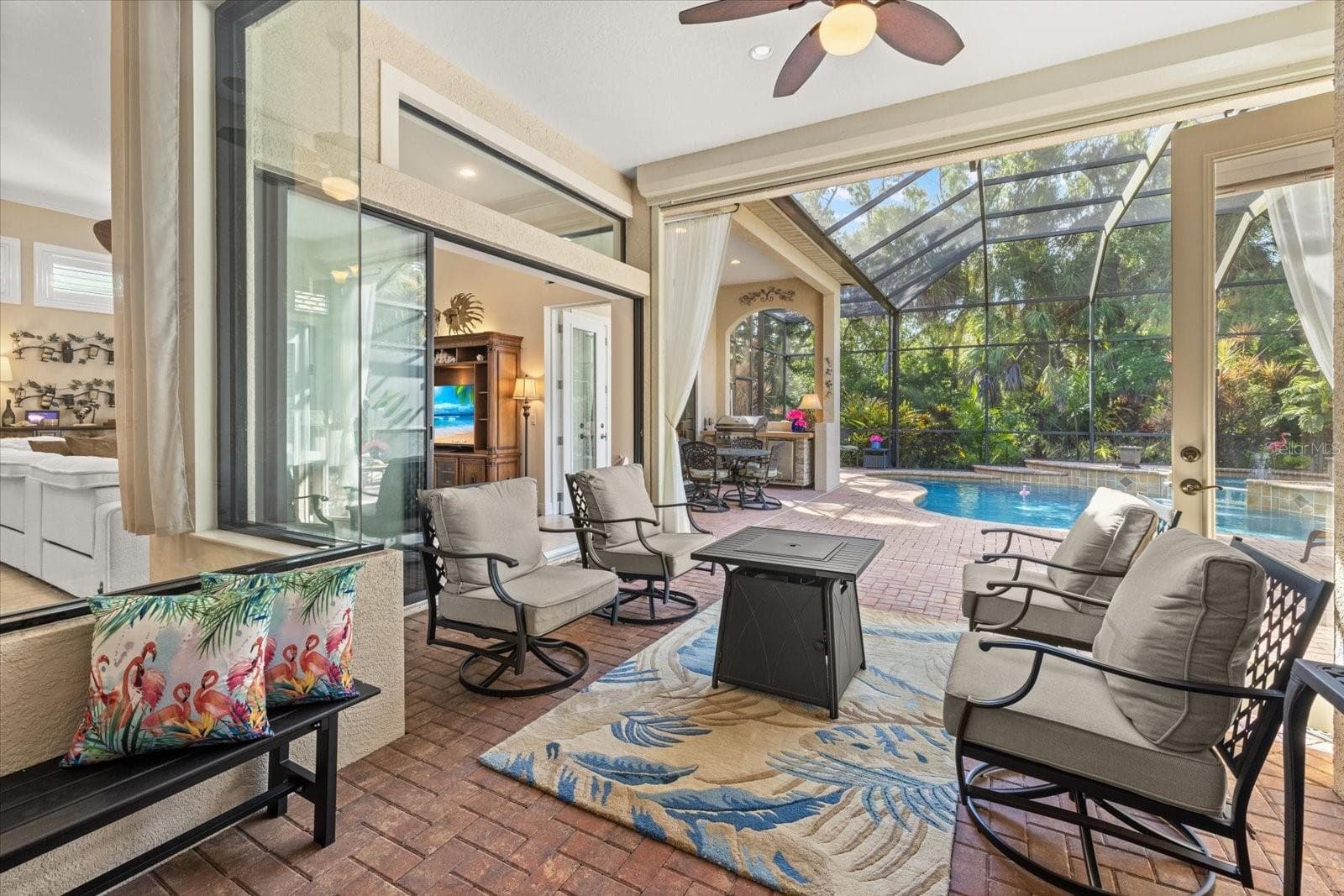 Single Family Residence at 7651 PORTSTEWART DR, LAKEWOOD RANCH, photo 11 of 53