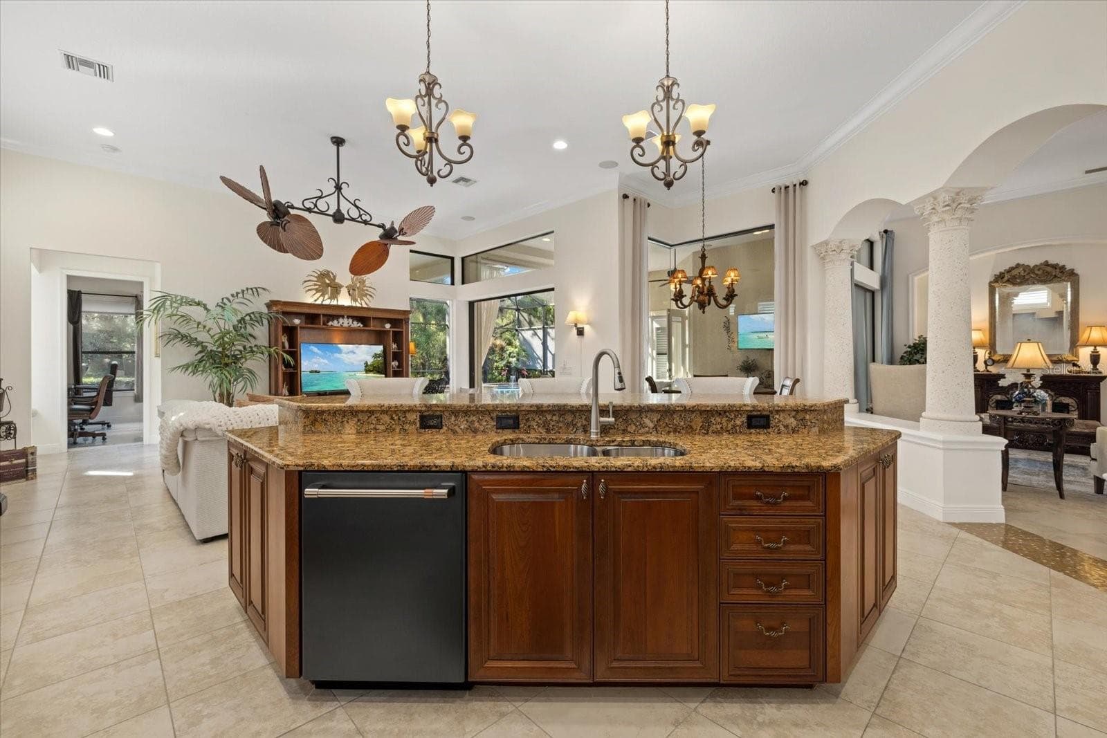 Single Family Residence at 7651 PORTSTEWART DR, LAKEWOOD RANCH, photo 31 of 53