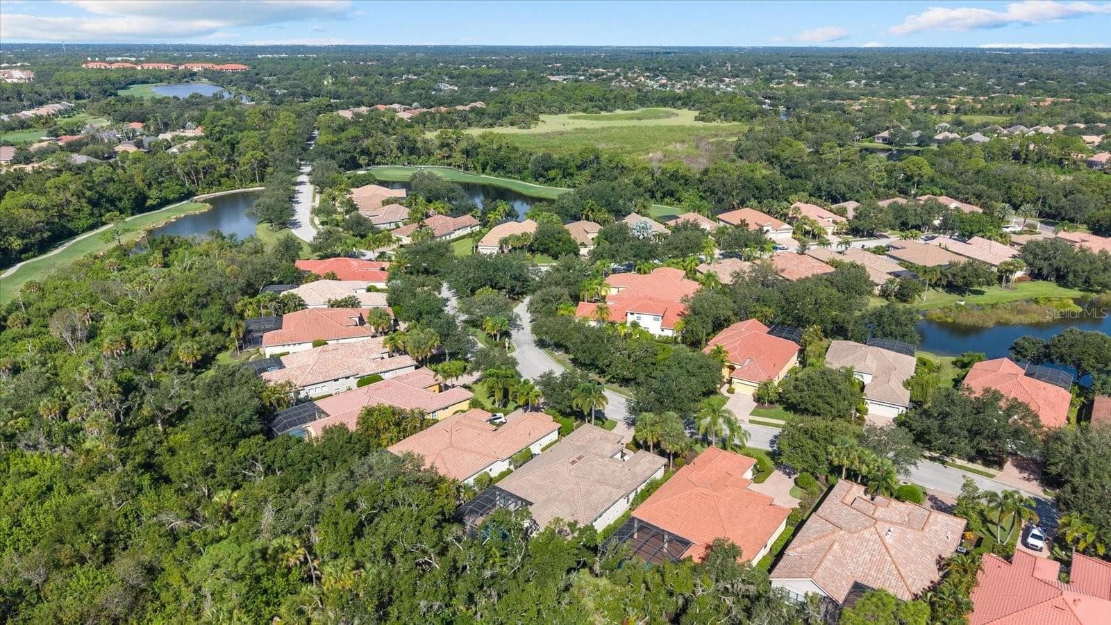 Single Family Residence at 7651 PORTSTEWART DR, LAKEWOOD RANCH, photo 52 of 53