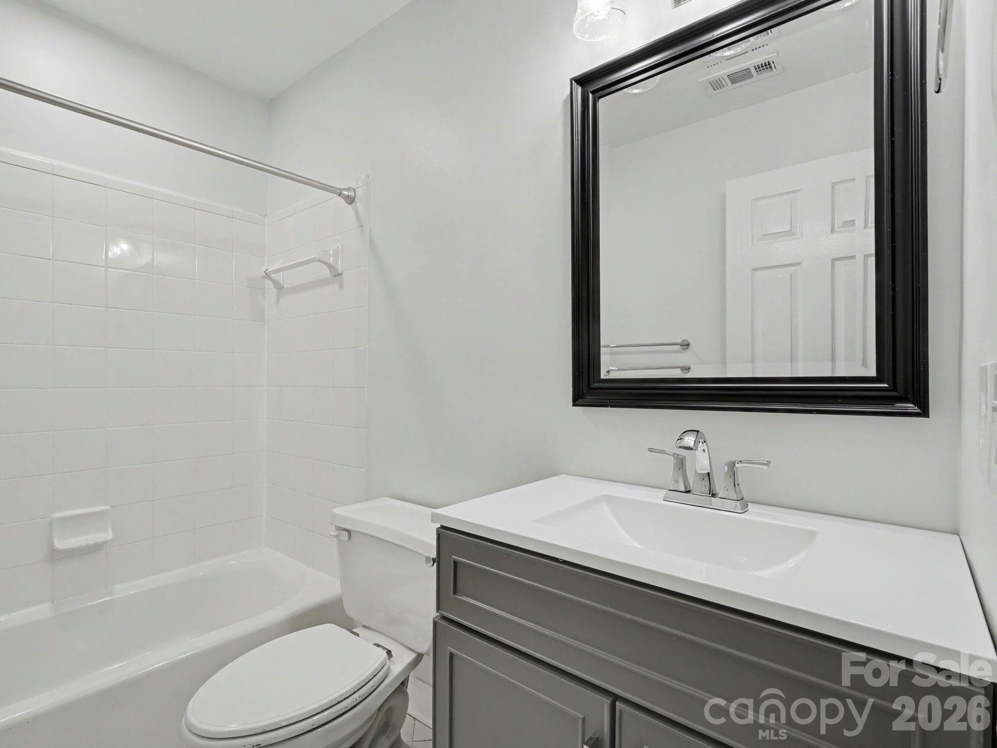 Townhouse at 14546 Waterside Drive, Charlotte, photo 27 of 41