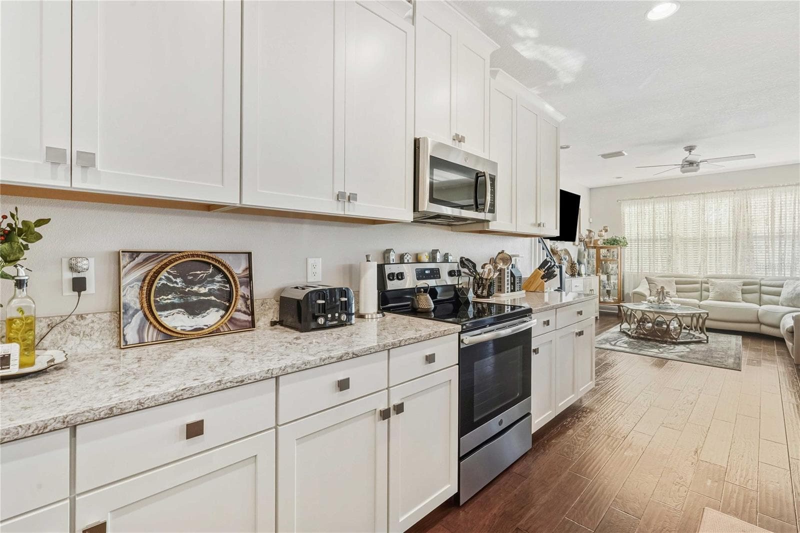 Townhouse at 30263 SOUTHWELL LN, WESLEY CHAPEL, photo 17 of 55