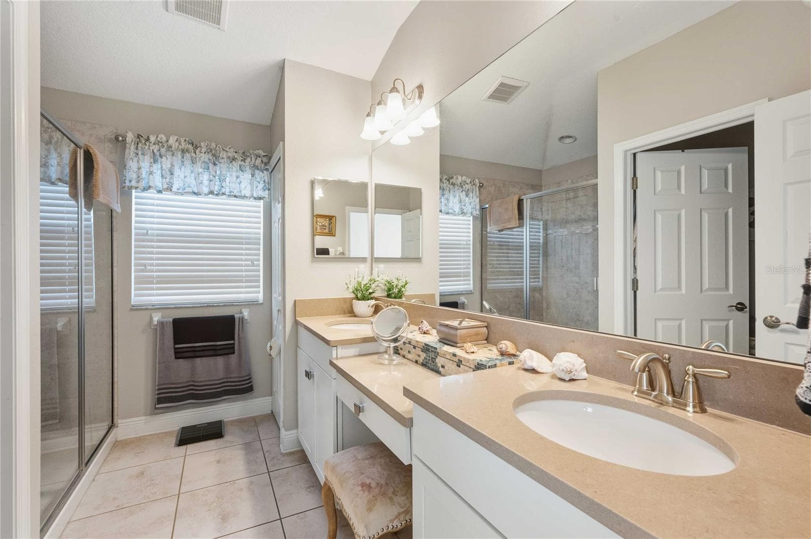 Townhouse at 30263 SOUTHWELL LN, WESLEY CHAPEL, photo 32 of 55