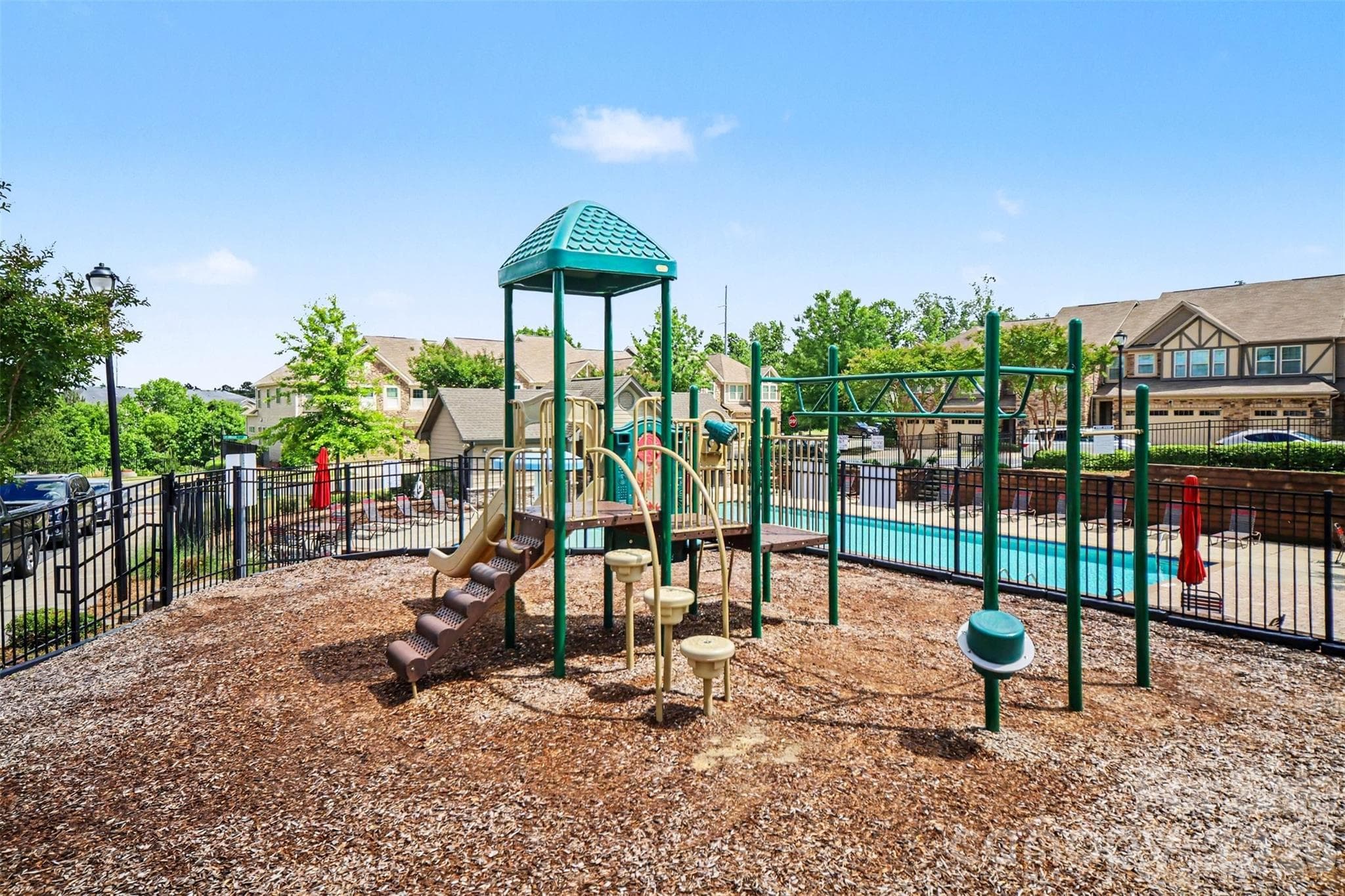 Community playground - 824 Ayrshire Avenue, Fort Mill