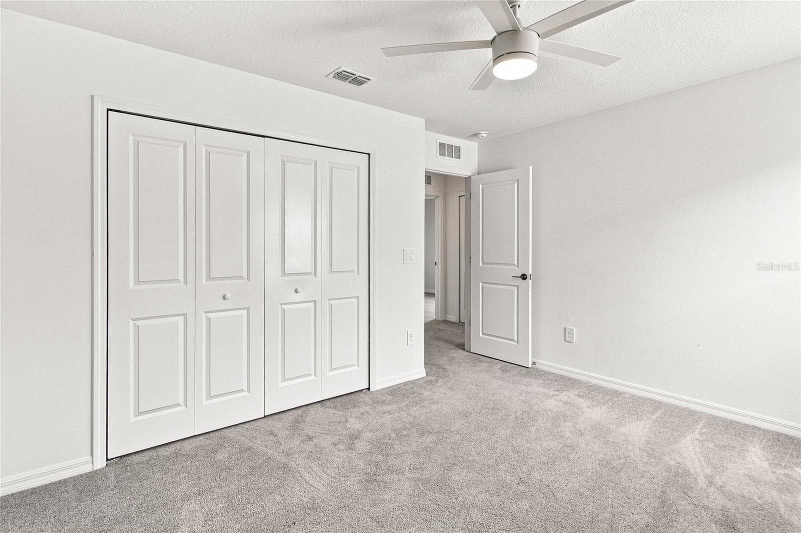 Single Family Residence at 13659 NEWBRIDGE ST, SPRING HILL, photo 16 of 24