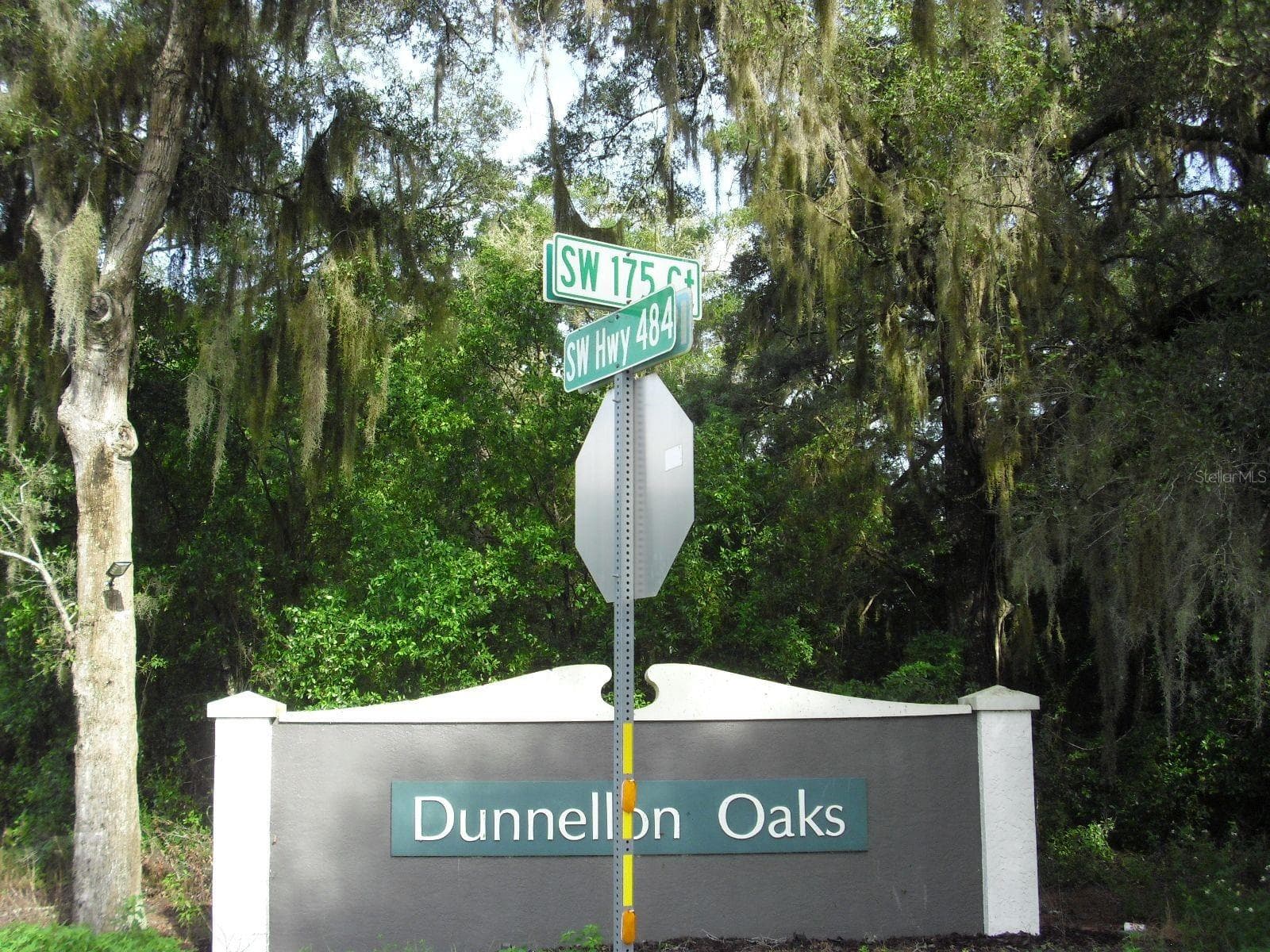 Entrance to Dunnellon Oaks on SW 175th Ct - TBD SW 175 CT, DUNNELLON