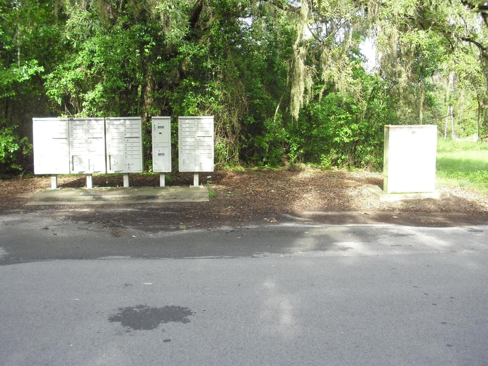 SW 175th Ct Mailboxes & Phone Cable Box - TBD SW 175 CT, DUNNELLON