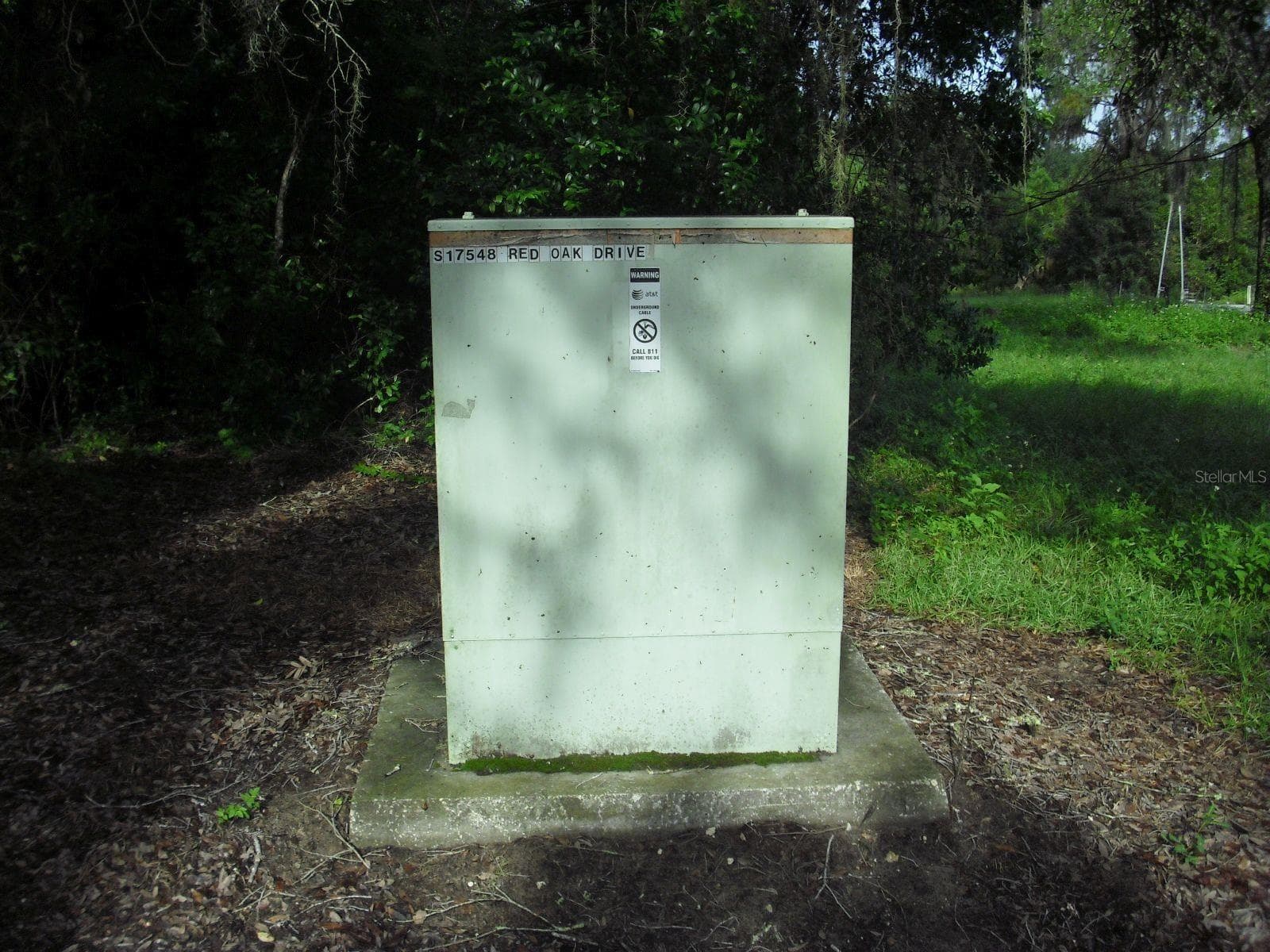 S17548 Red Oak Drive Phone Cable Box next to Mailboxes - TBD SW 175 CT, DUNNELLON
