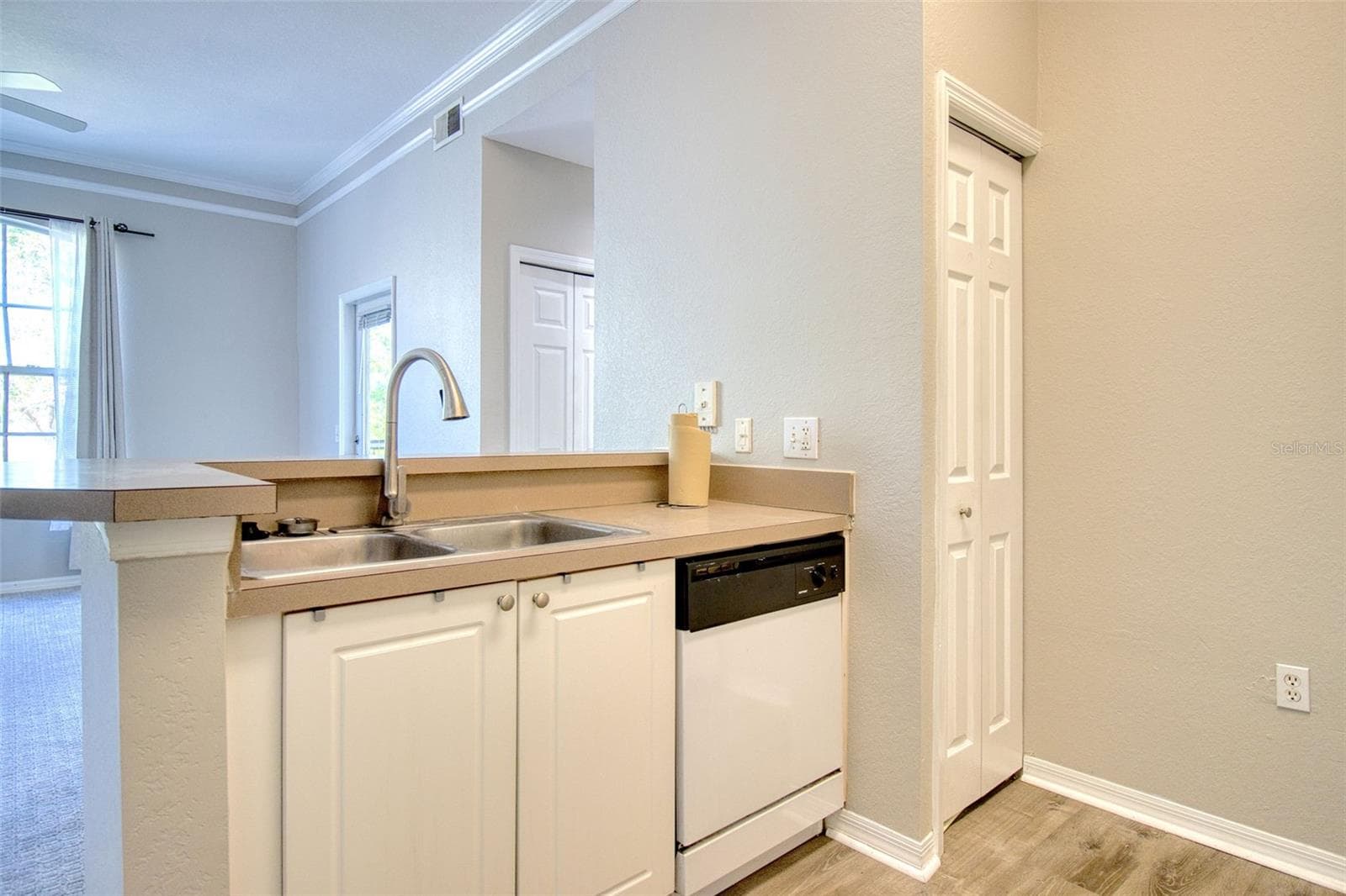 Condominium at 5146 NORTHRIDGE RD #303, SARASOTA, photo 7 of 22