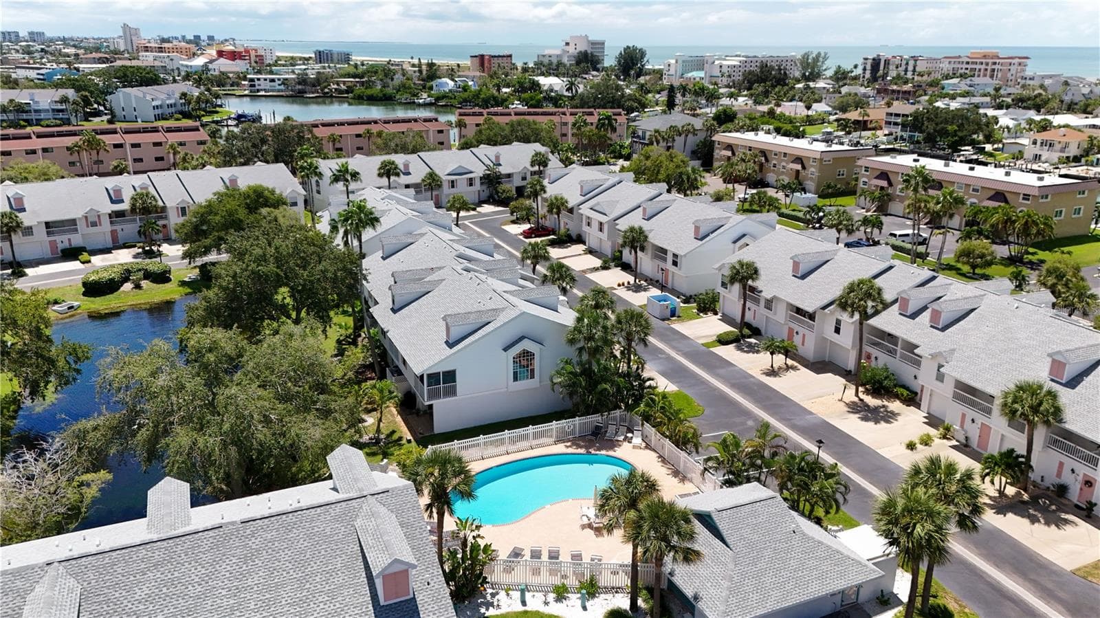 Condominium at 168 SUN ISLE CIR #168, TREASURE ISLAND, photo 34 of 43