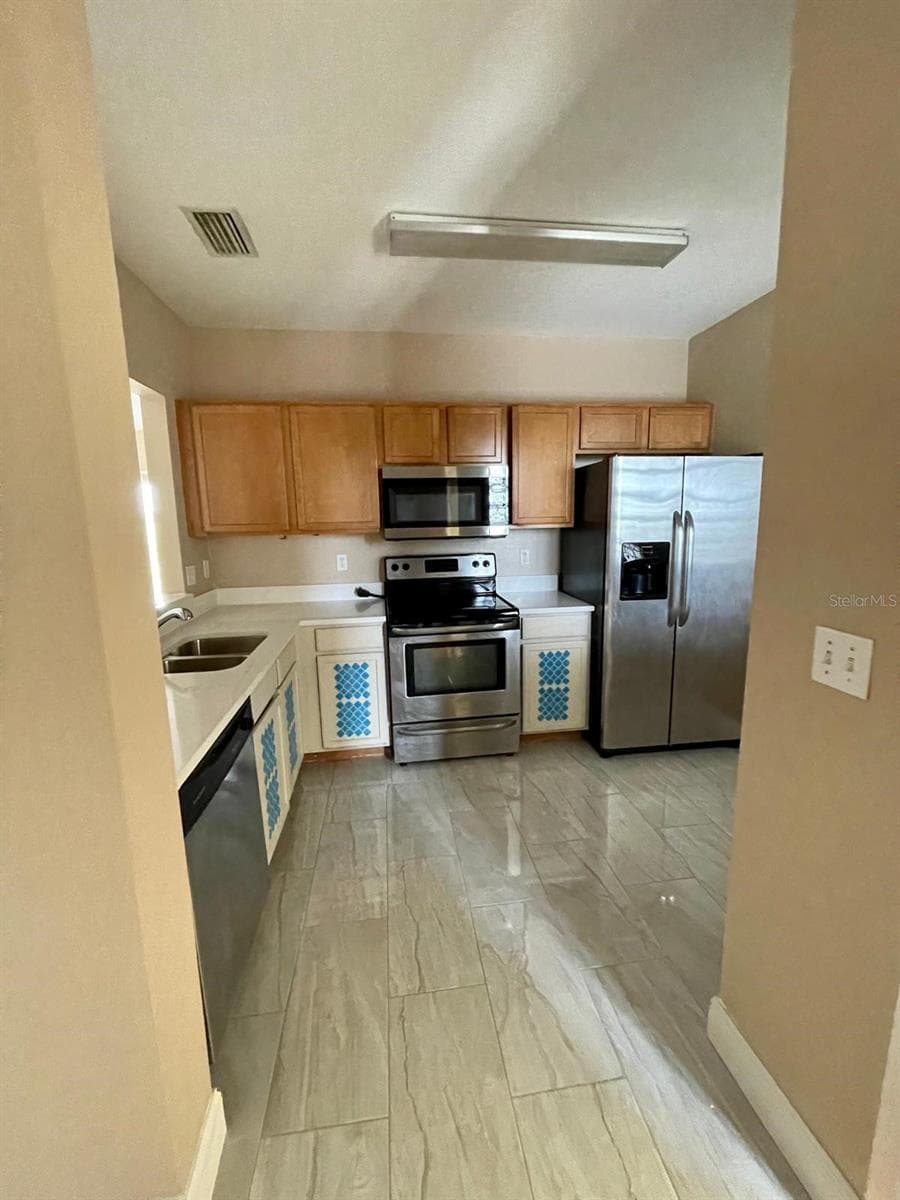 Condominium at 9505 NEWDALE WAY #201, RIVERVIEW, photo 4 of 19