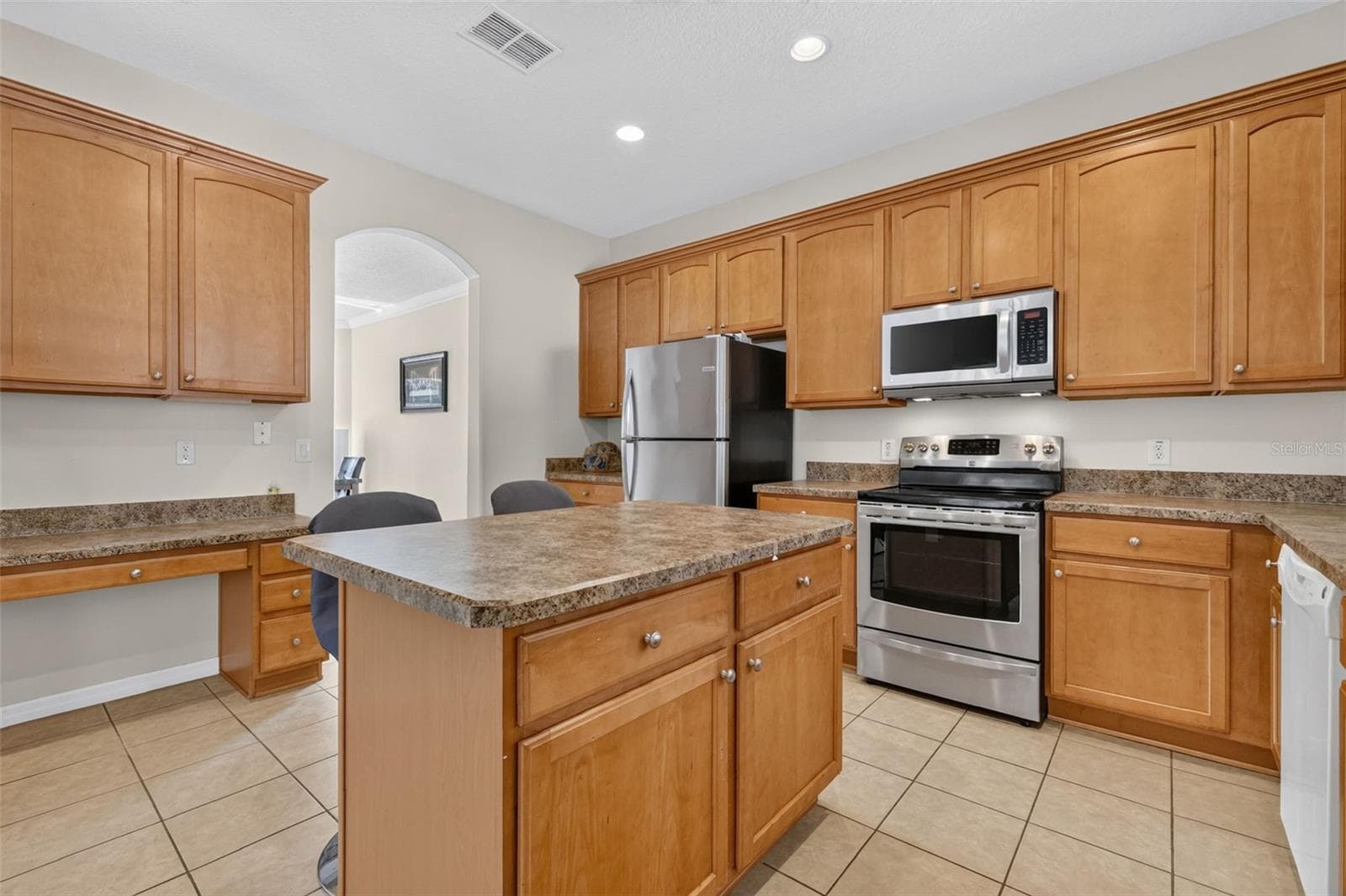 Single Family Residence at 5042 RISHLEY RUN WAY, MOUNT DORA, photo 12 of 48