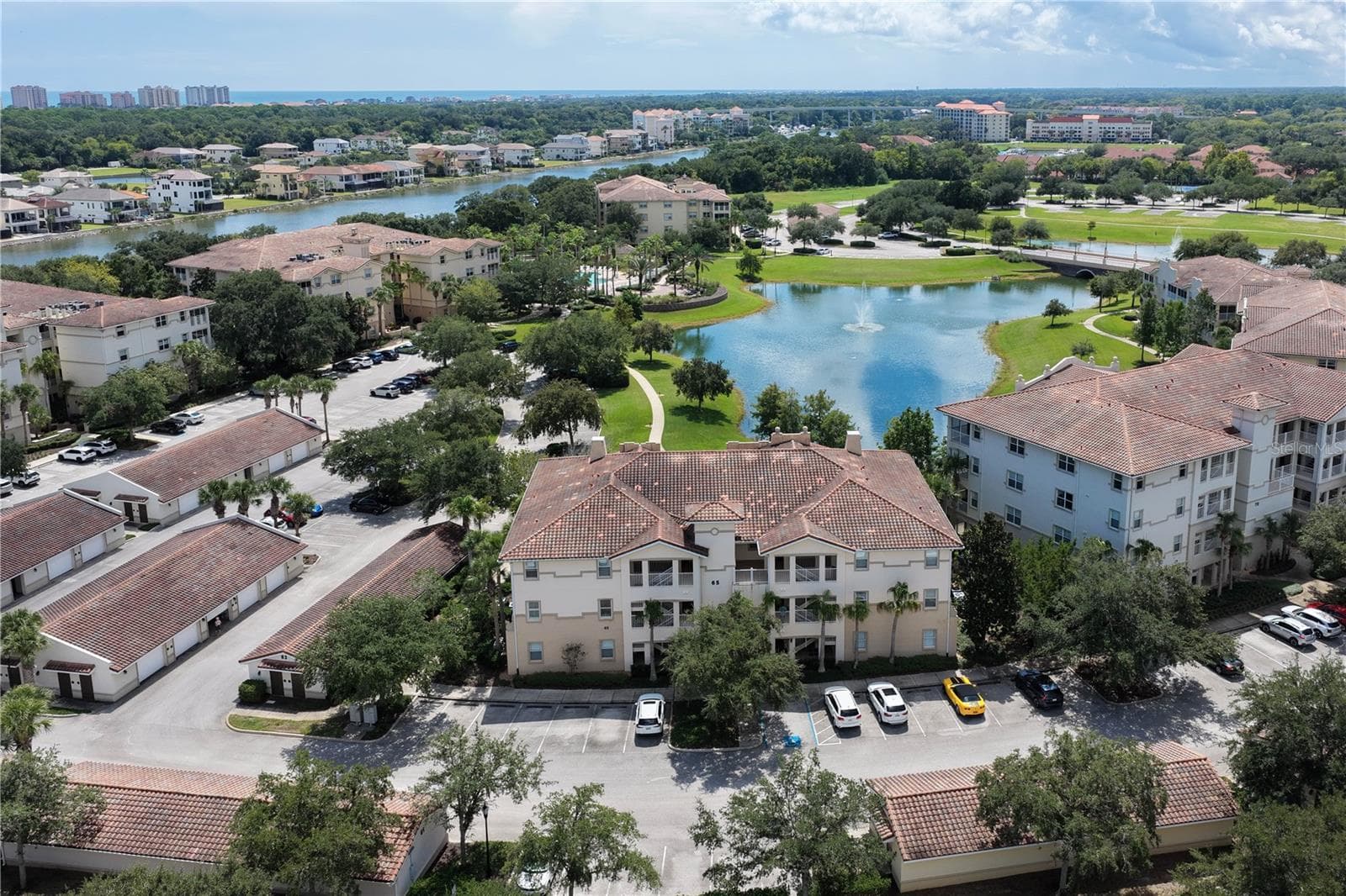 65 RIVERVIEW BND S #1724