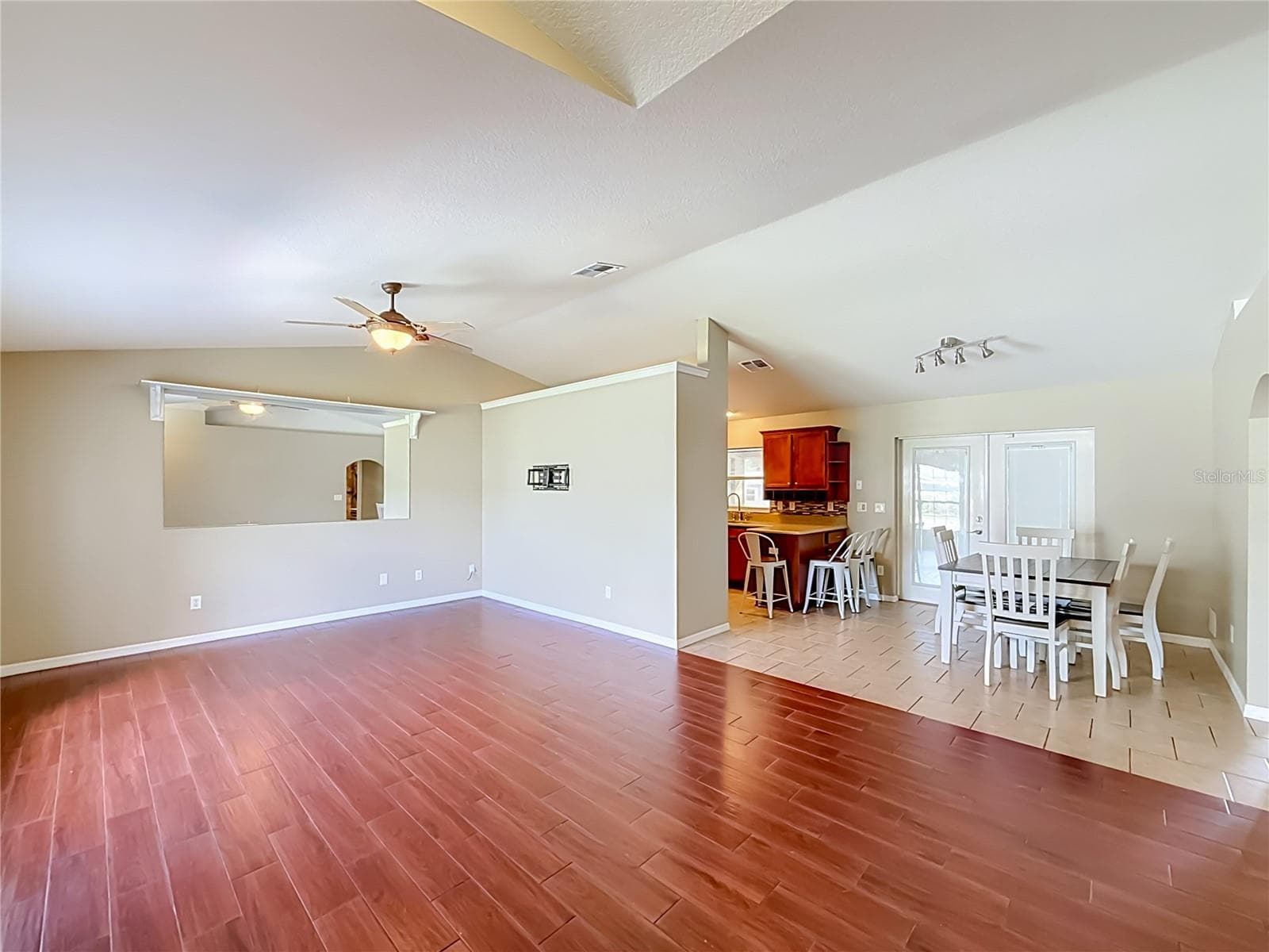 Single Family Residence at 31 FIR DR, OCALA, photo 6 of 41