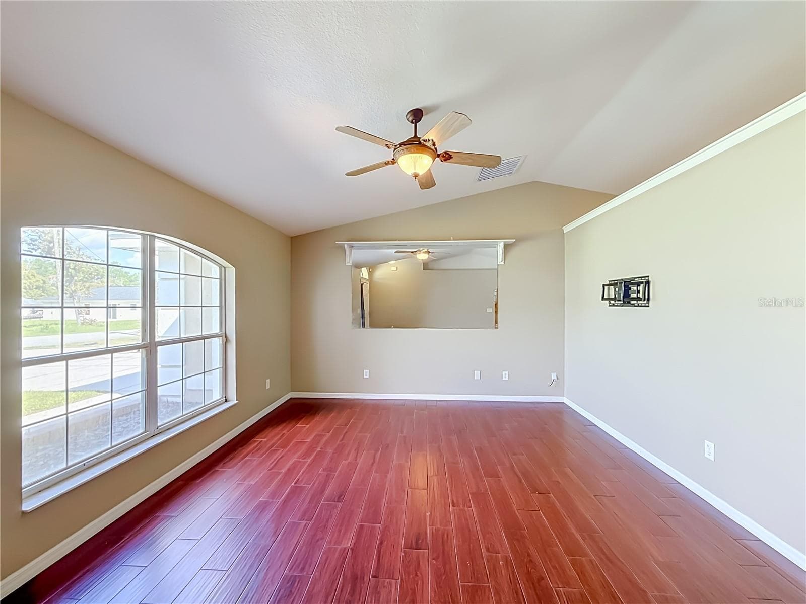 Single Family Residence at 31 FIR DR, OCALA, photo 7 of 41