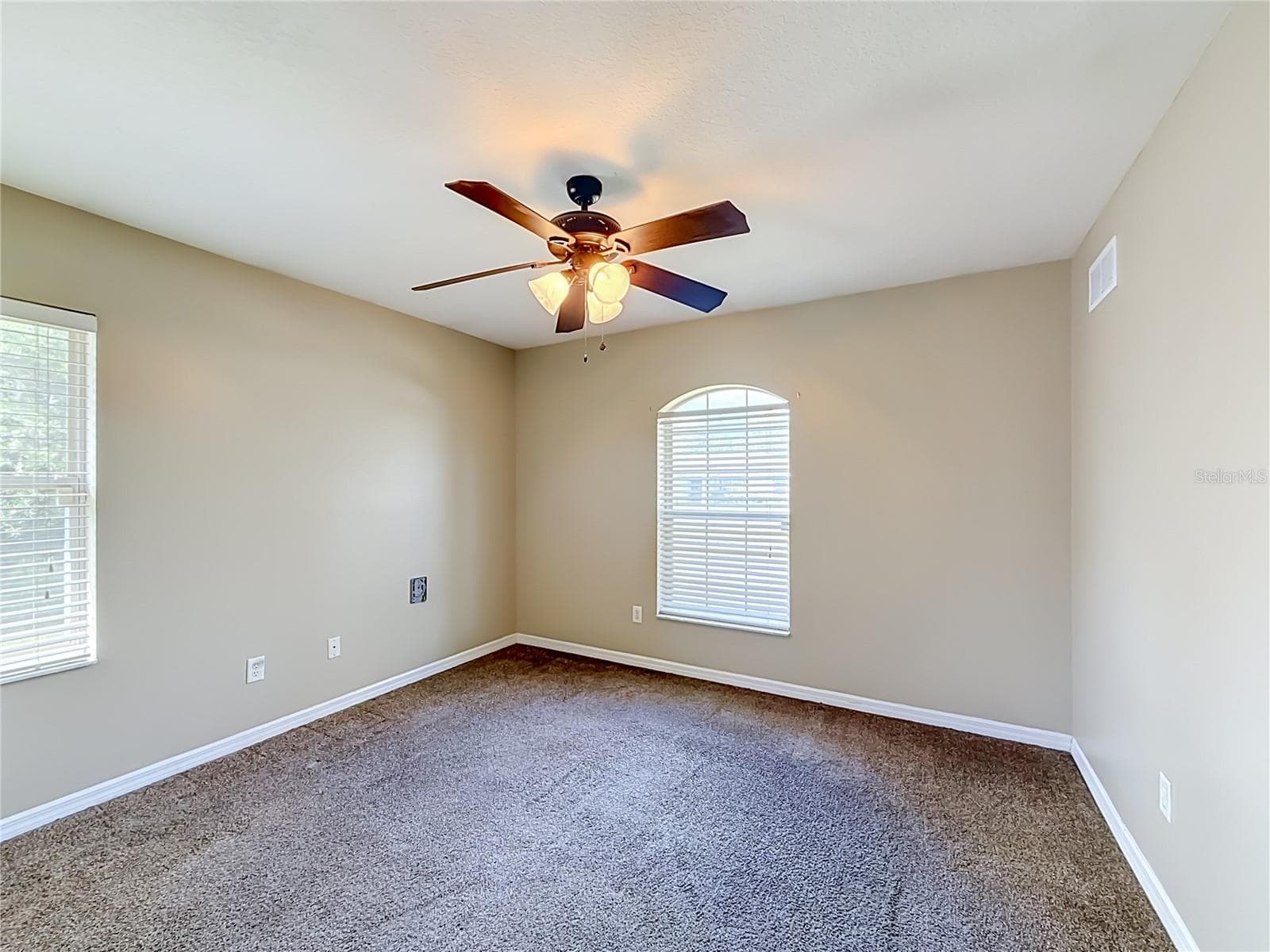 Single Family Residence at 31 FIR DR, OCALA, photo 26 of 41