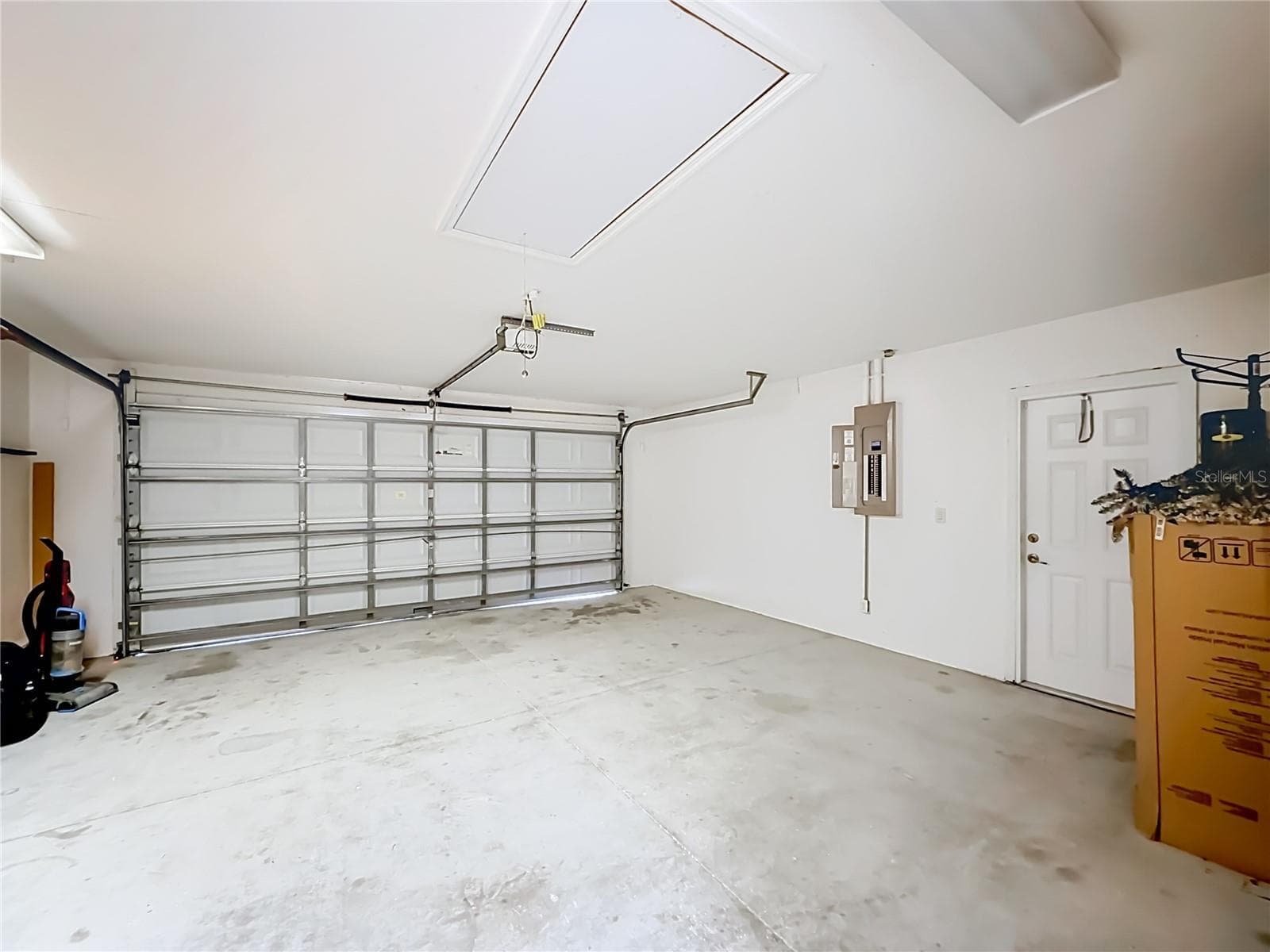 Single Family Residence at 31 FIR DR, OCALA, photo 32 of 41