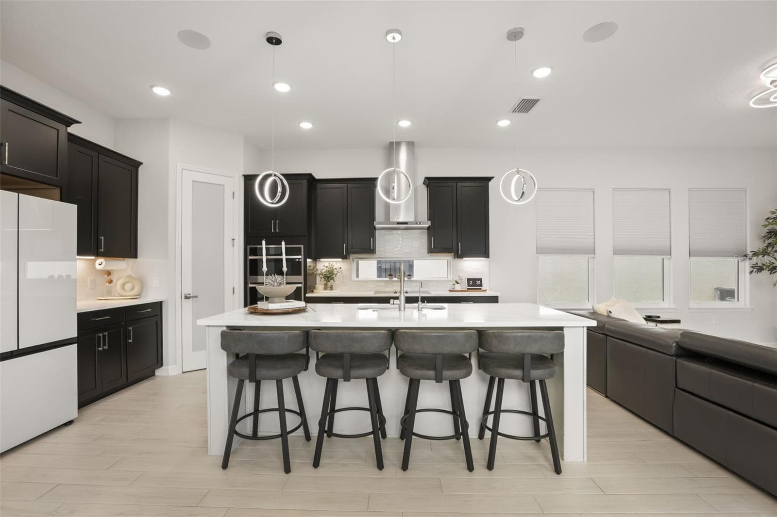 Kitchen - 260 HAMPTON LOOP, DAVENPORT