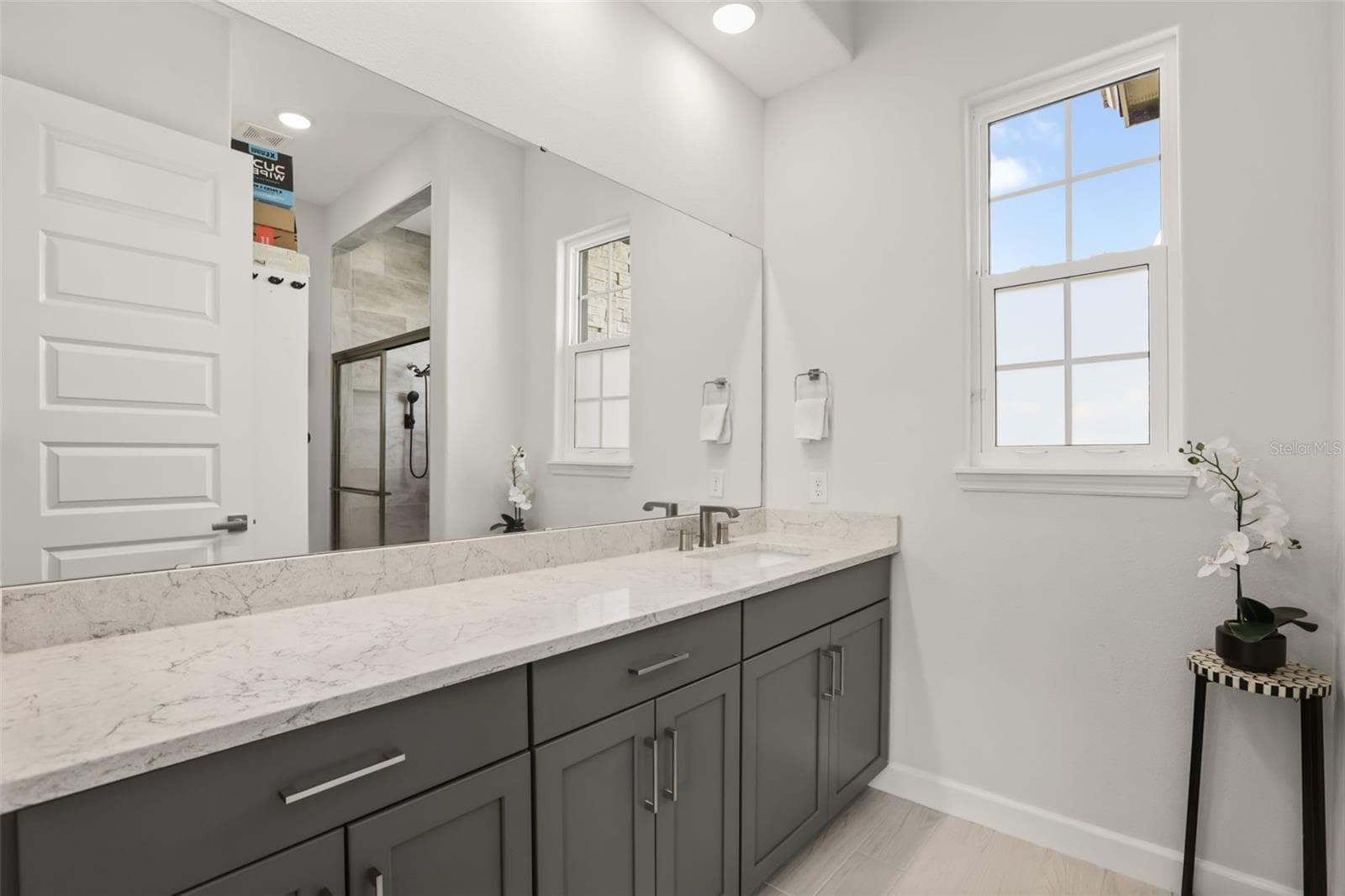 In-law Bathroom - 260 HAMPTON LOOP, DAVENPORT