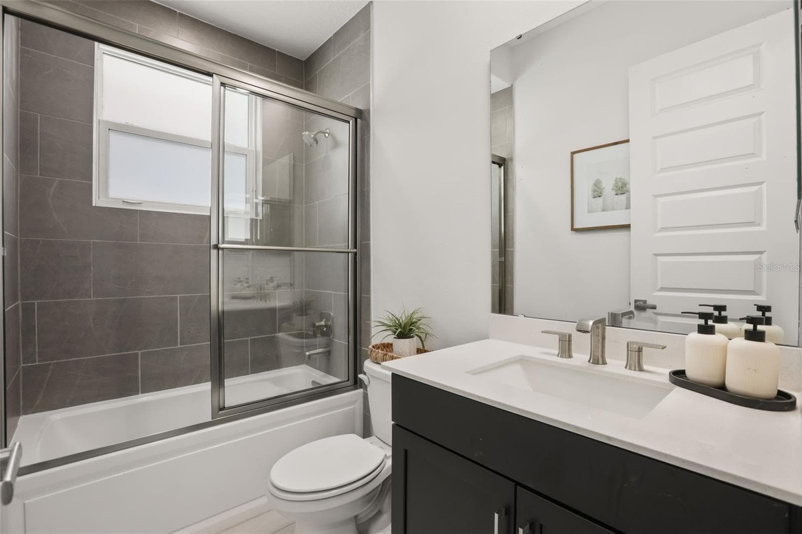 Bathroom 3 - 260 HAMPTON LOOP, DAVENPORT